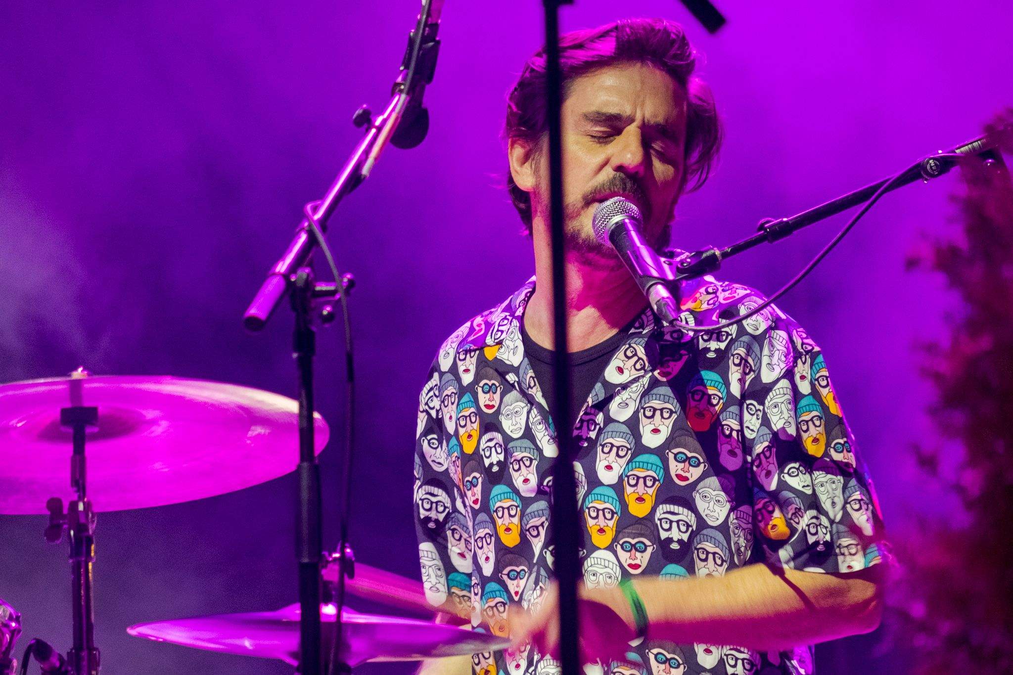 Joan Miquel Oliver, en concert durant la Gira Surfistes. FOTO: Ale Gómez