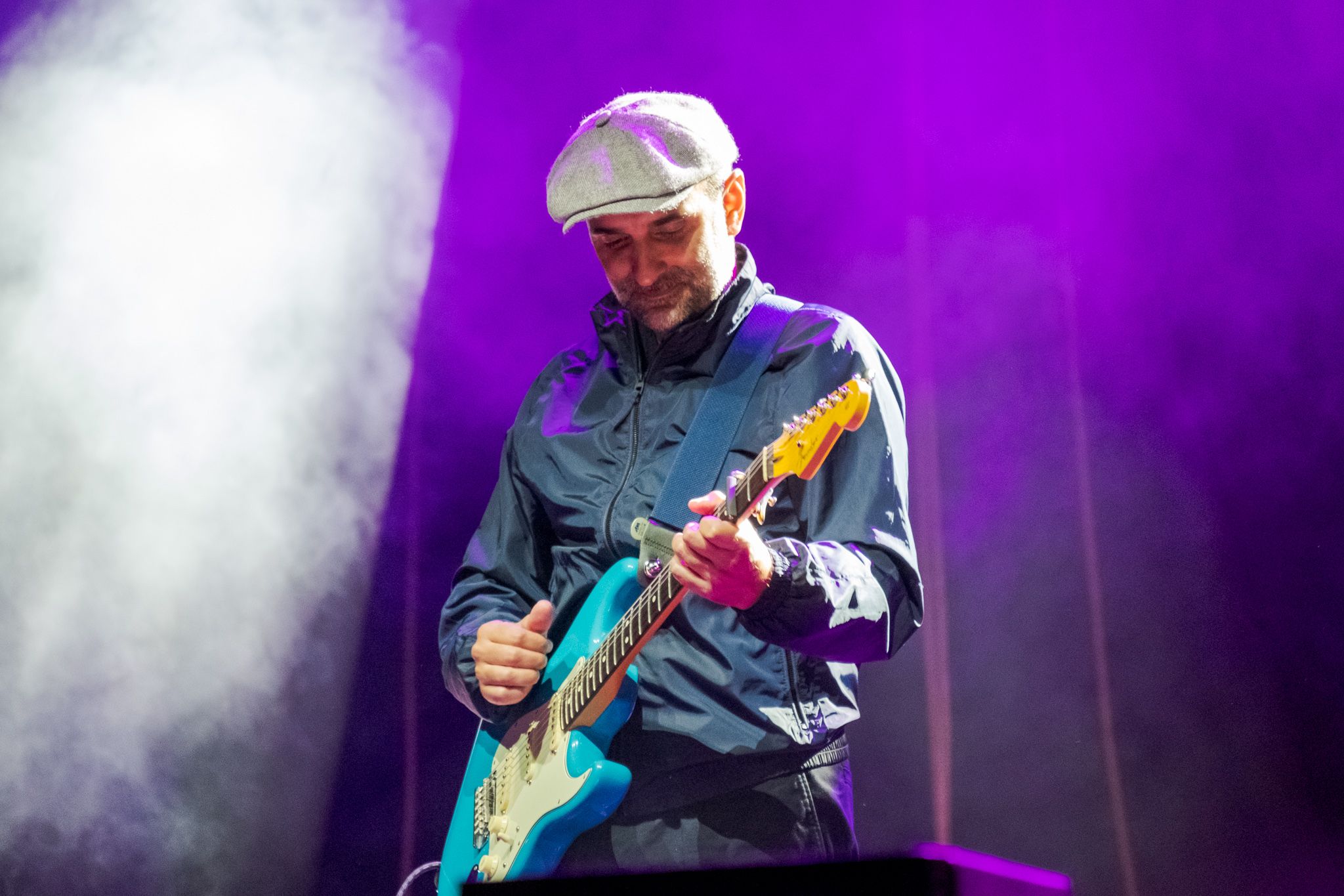 Joan Miquel Oliver, en concert durant la Gira Surfistes. FOTO: Ale Gómez