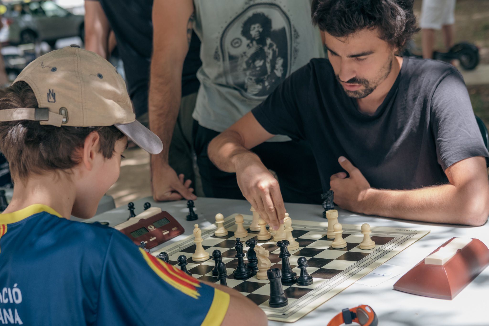 Torneigs de partides ràpides d’escacs als Jardins del Monestir. FOTO: Ale Gómez
