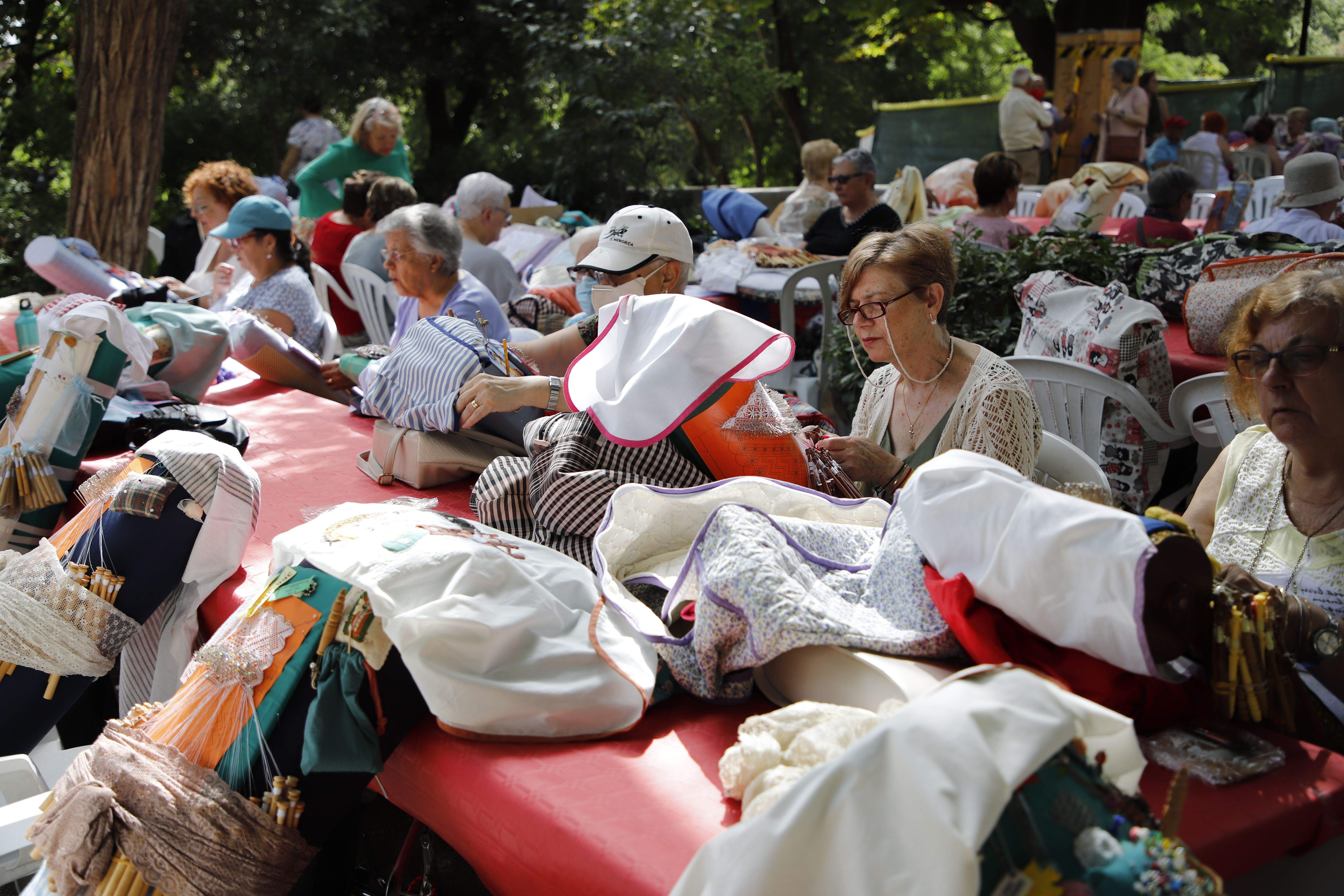 III Trobada de puntaires de Festa Major. FOTO: Lara Castañeda