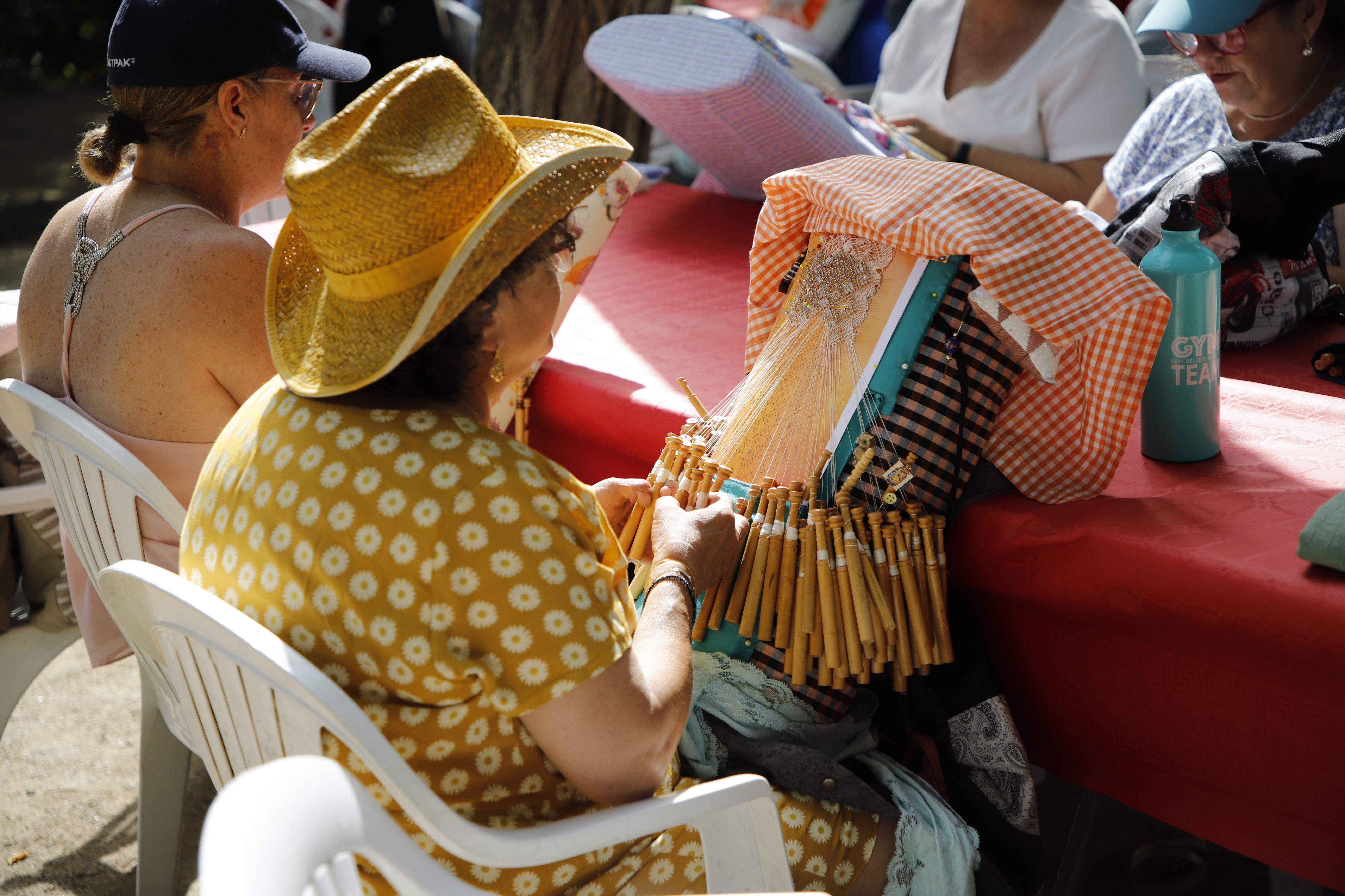 III Trobada de puntaires de Festa Major. FOTO: Lara Castañeda