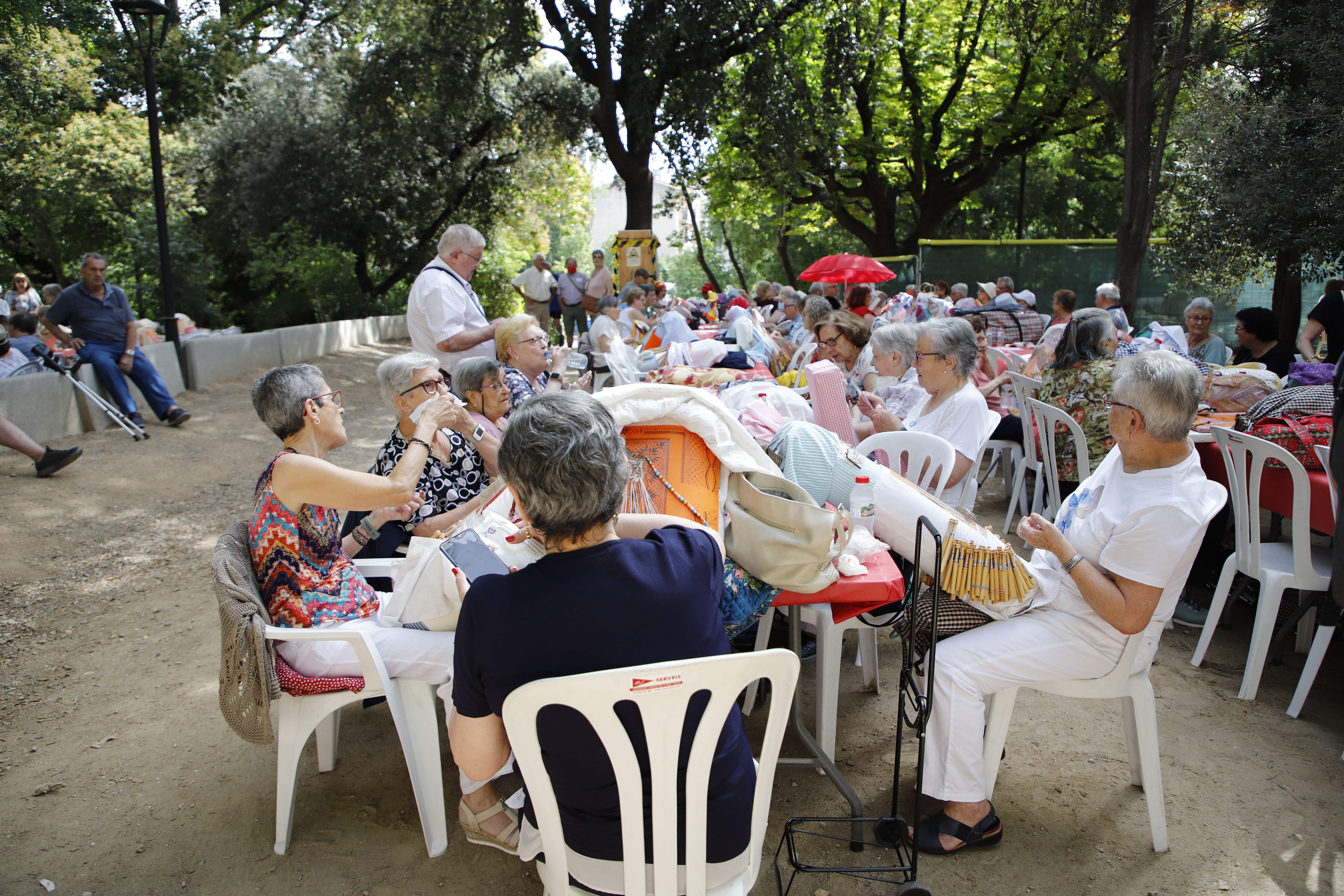 III Trobada de puntaires de Festa Major. FOTO: Lara Castañeda