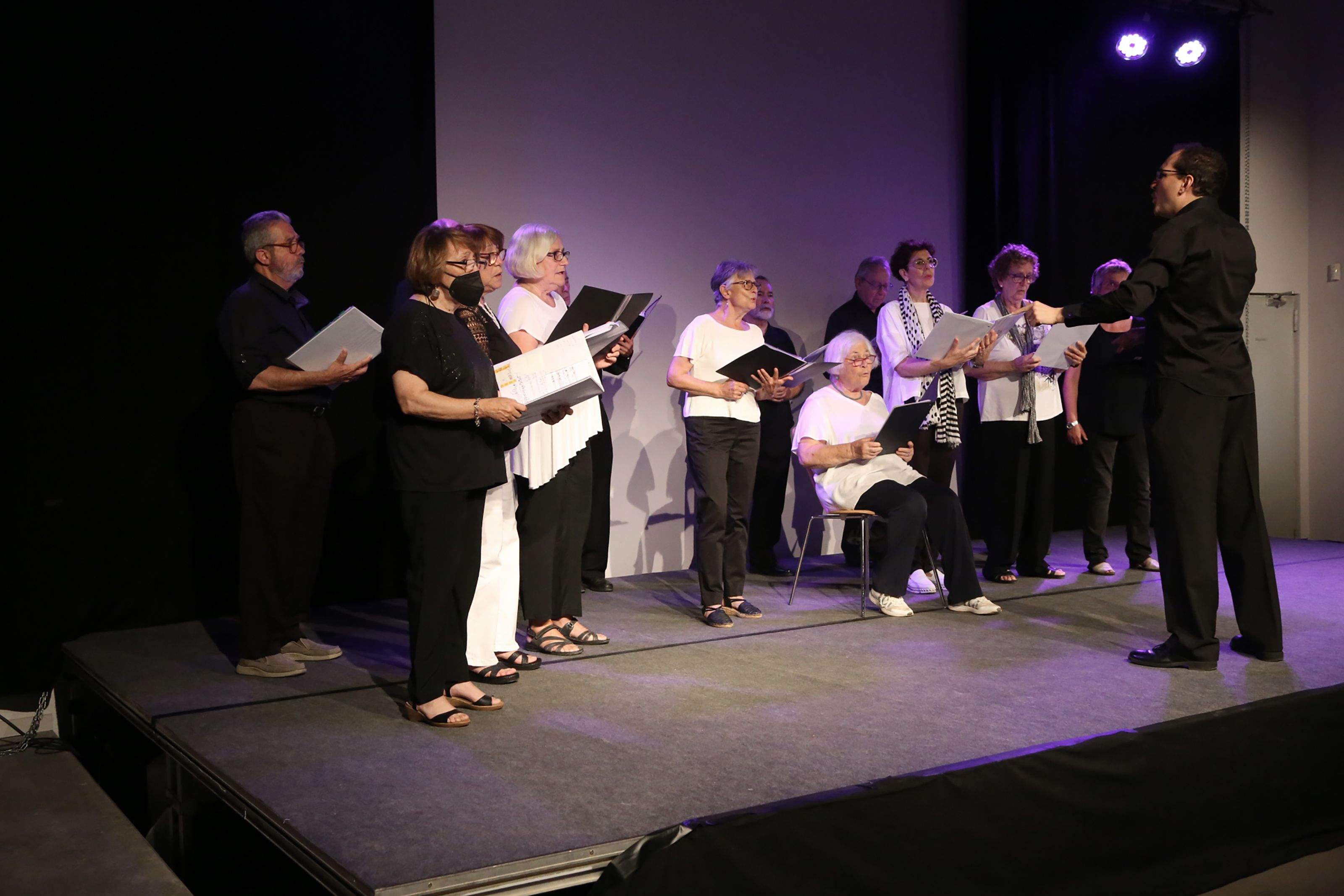 L'Harmonia Adulta de Valldoreix actua Concert coral tradicional de Festa Major organitzat per La Unió Sancugatenca. FOTO: Anna Bassa