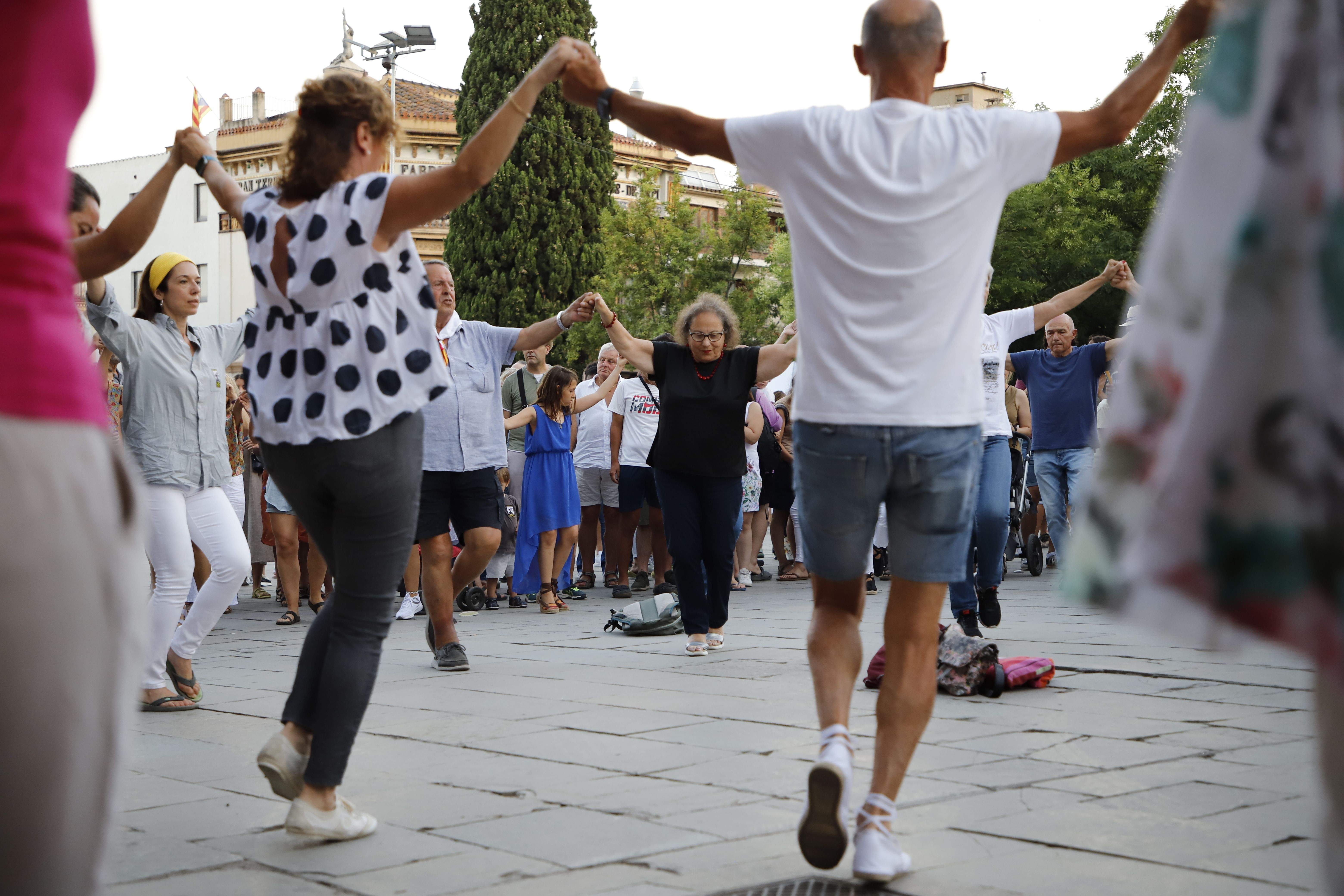 Ball de sardanes de Festa Major. FOTO: Lara Castañeda