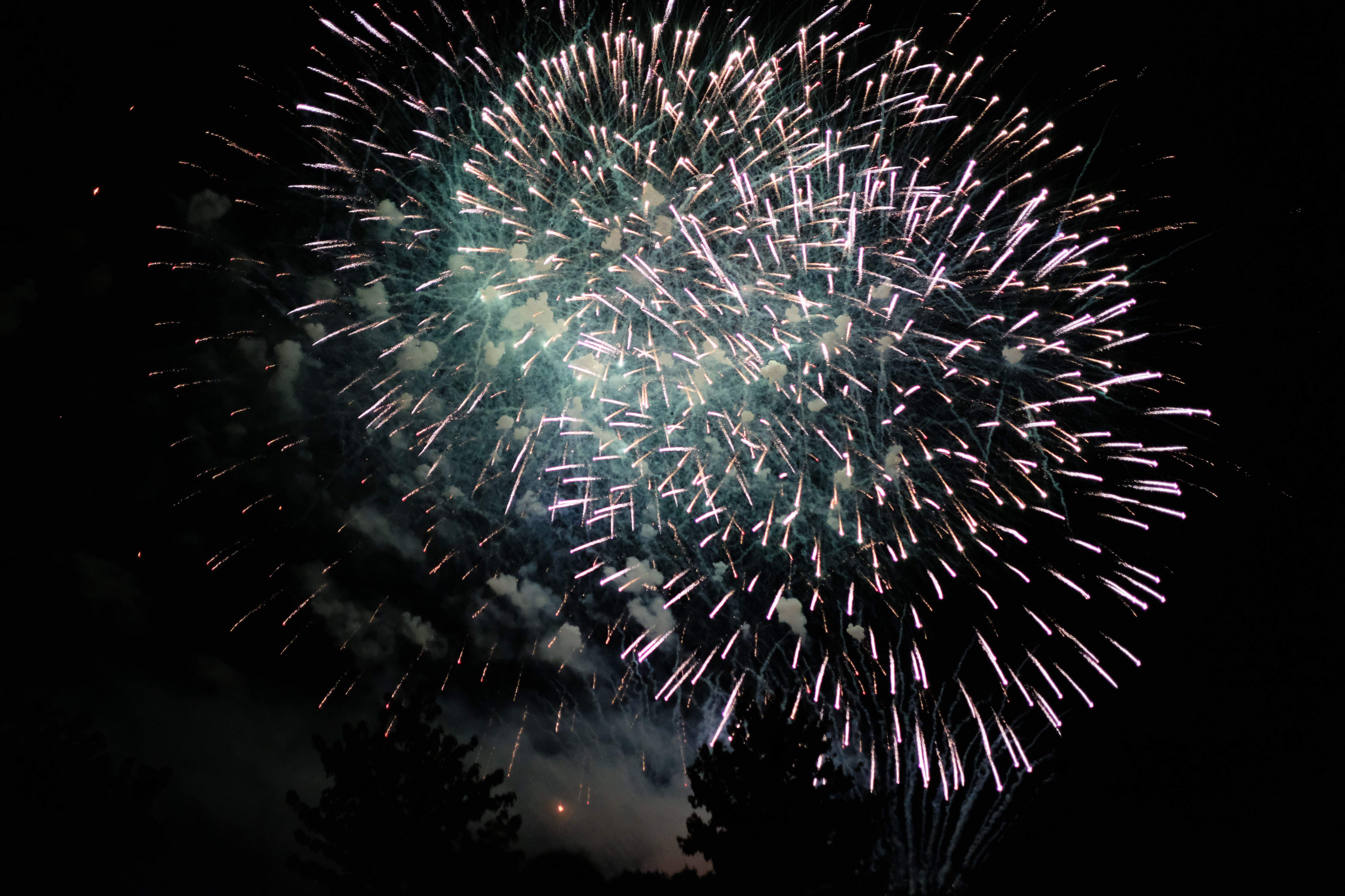 El Castell de Focs ha posat punt final a la Festa Major de Sant Cugat 2022. FOTO: Ale Gómez