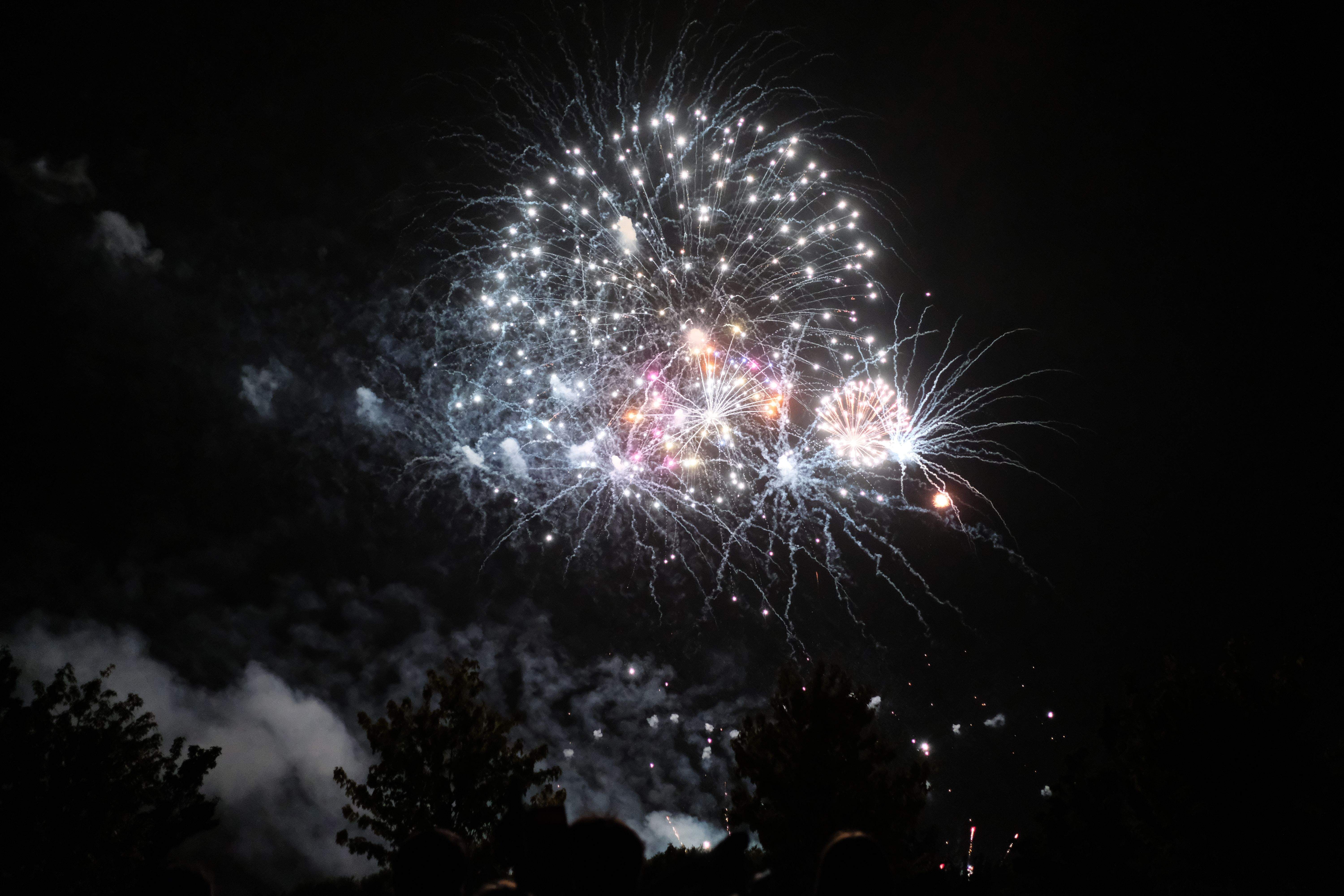 El Castell de Focs ha posat punt final a la Festa Major de Sant Cugat 2022. FOTO: Ale Gómez