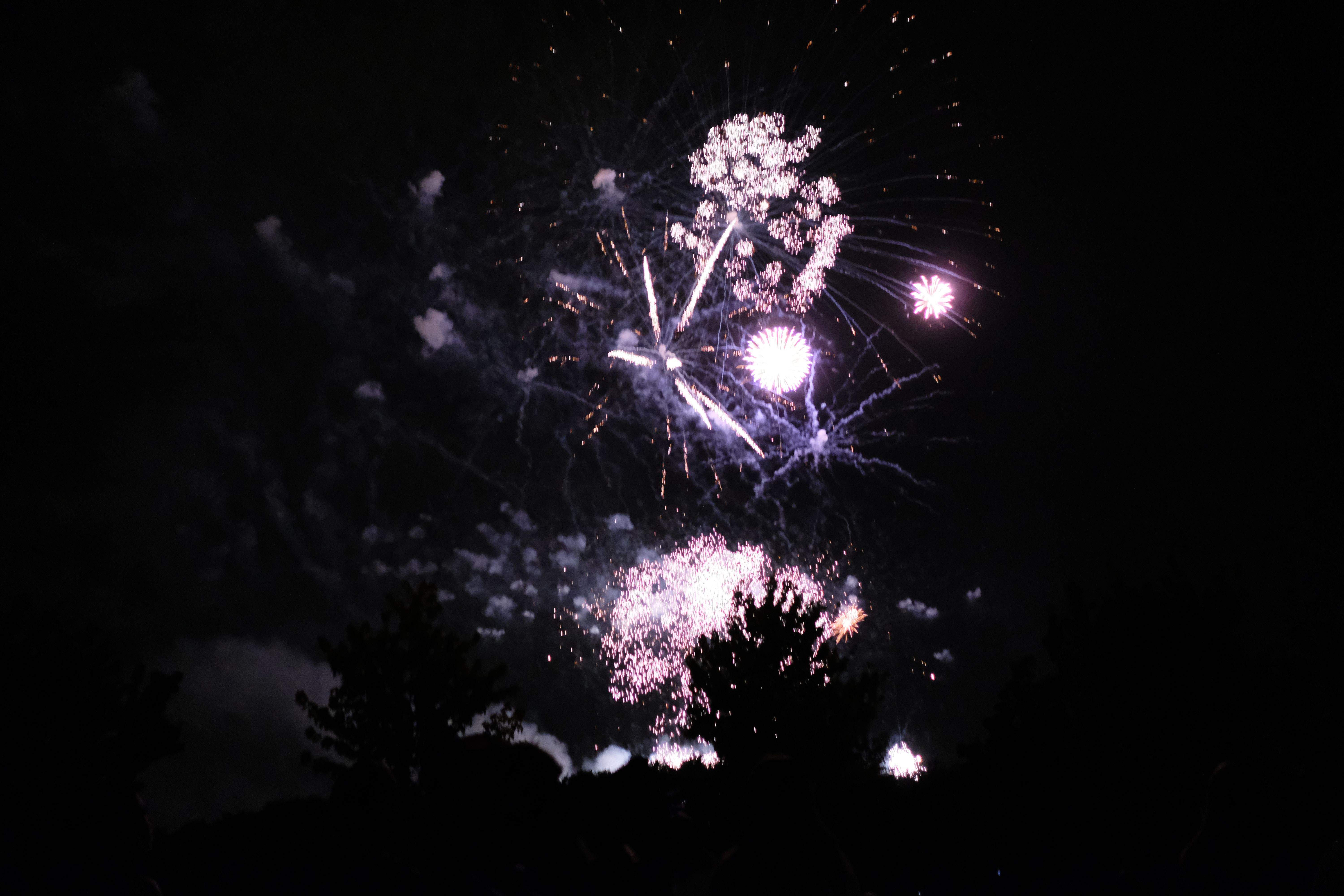 El Castell de Focs ha posat punt final a la Festa Major de Sant Cugat 2022. FOTO: Ale Gómez