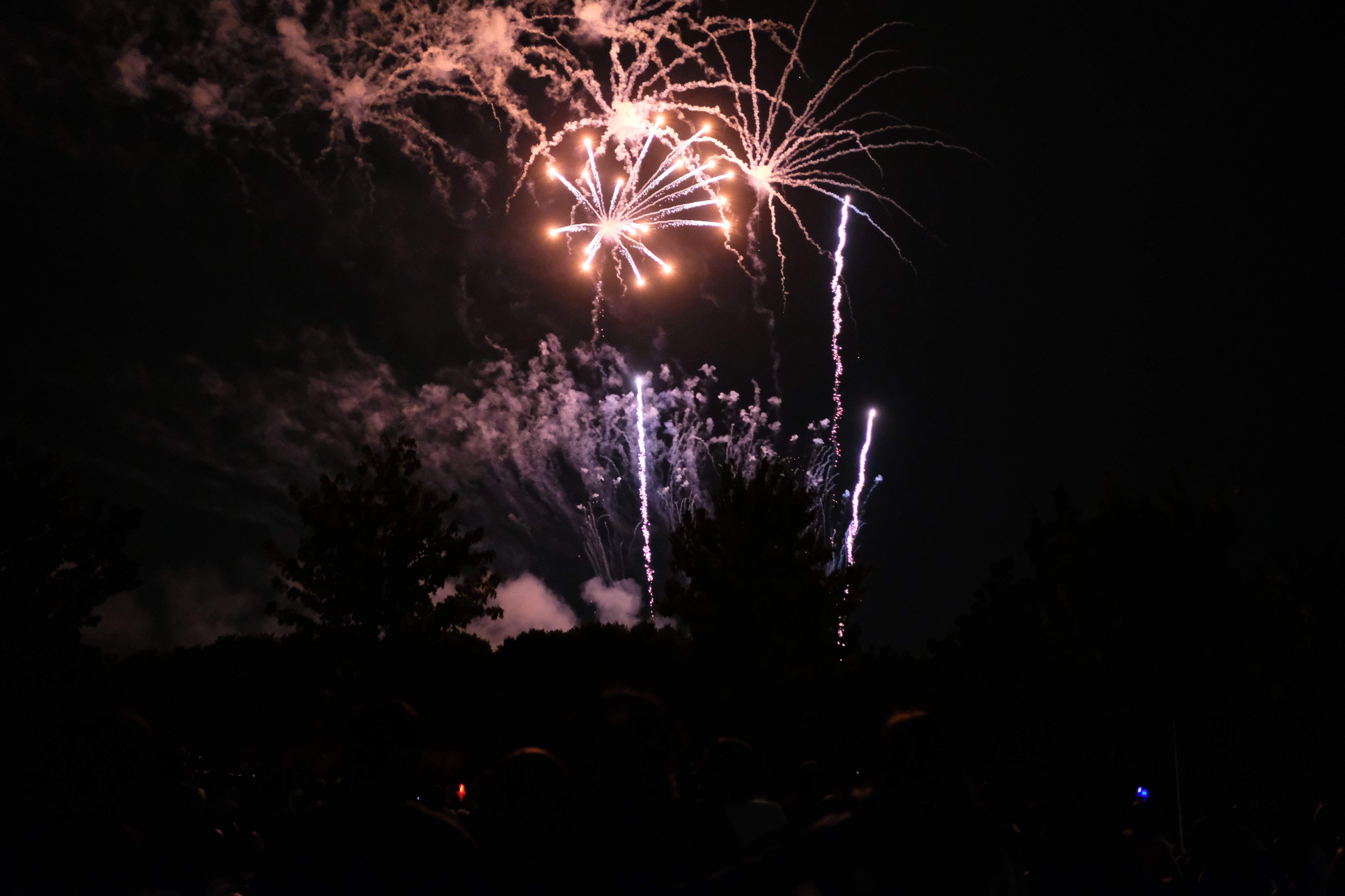 El Castell de Focs ha posat punt final a la Festa Major de Sant Cugat 2022. FOTO: Ale Gómez