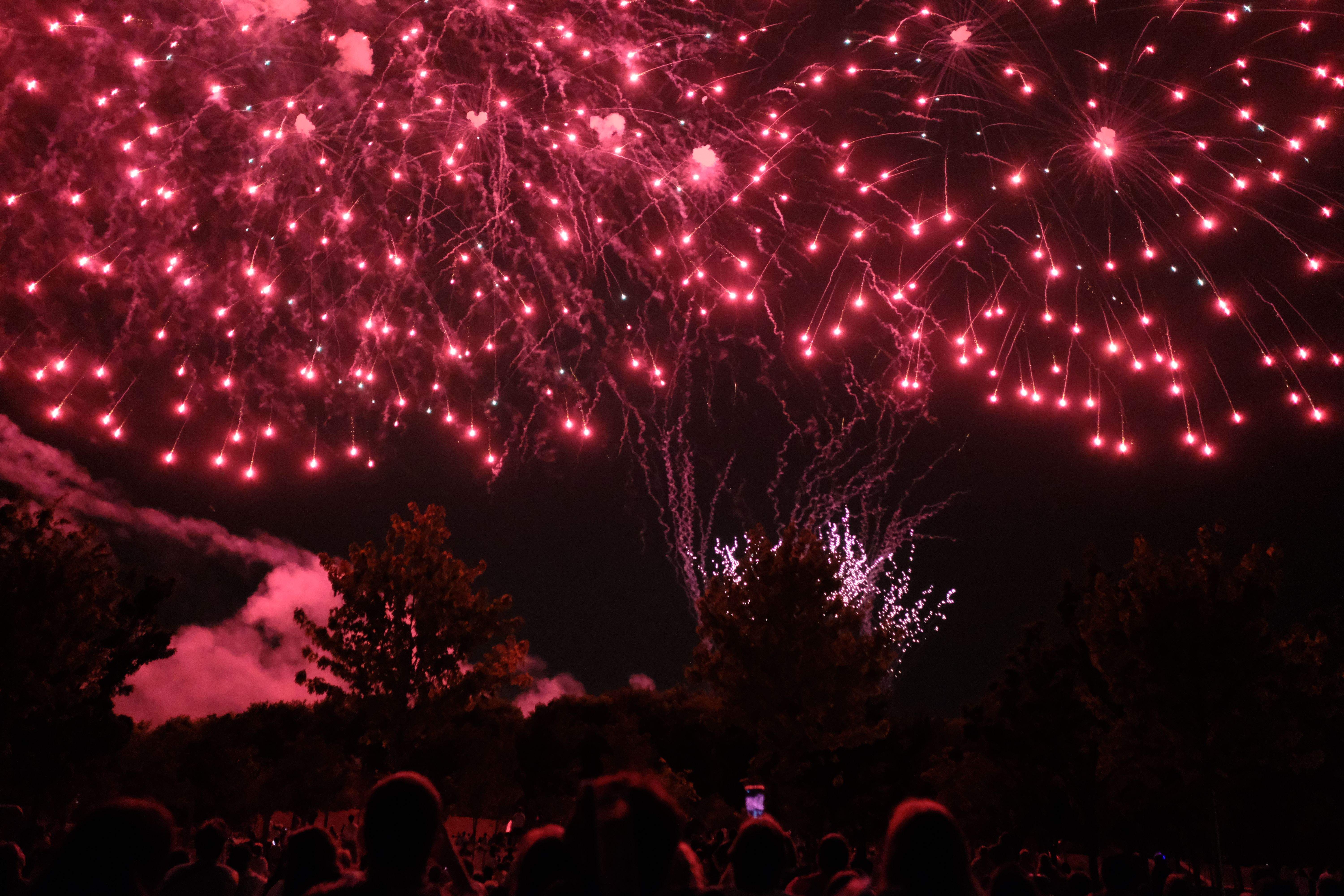 El Castell de Focs ha posat punt final a la Festa Major de Sant Cugat 2022. FOTO: Ale Gómez