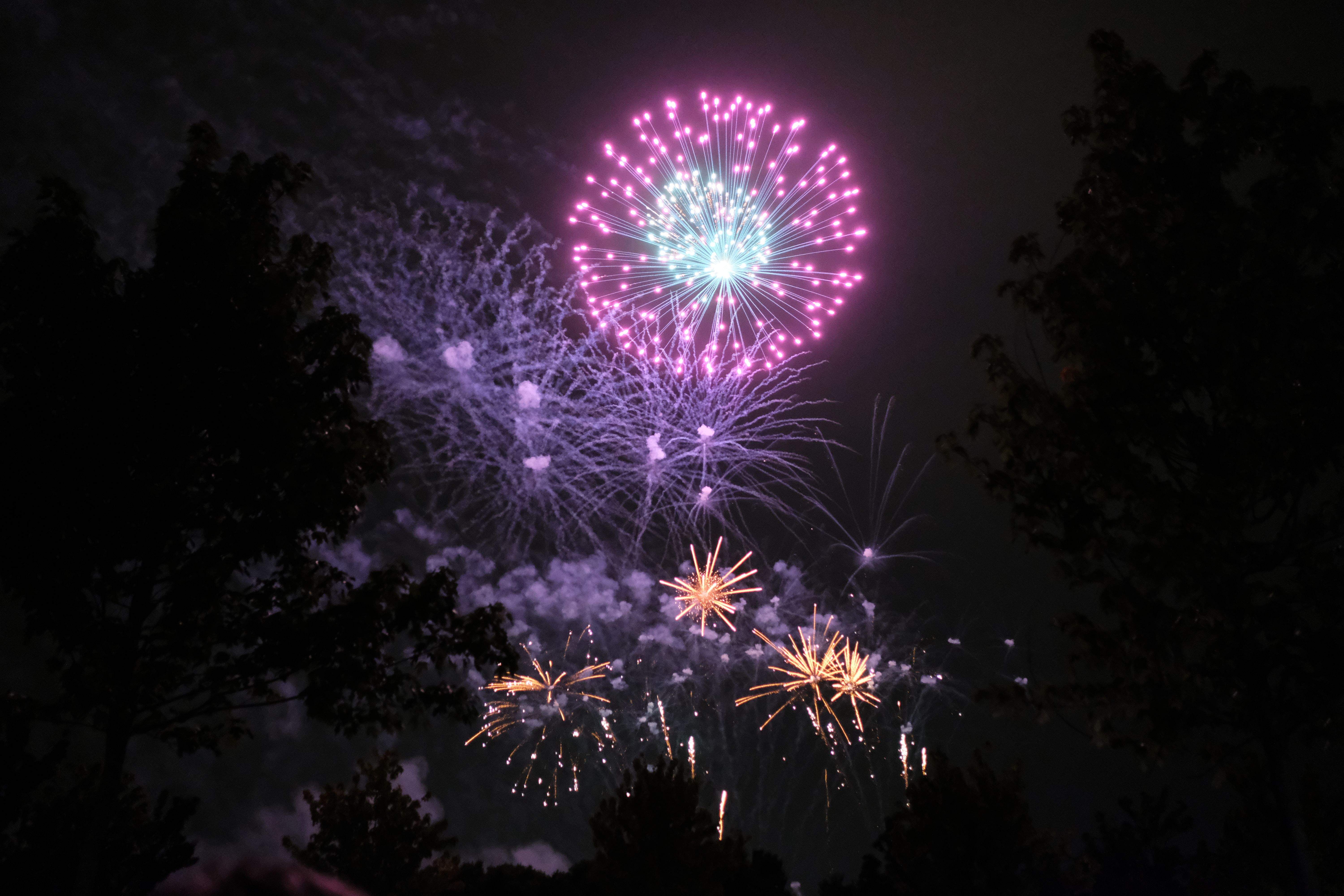 El Castell de Focs ha posat punt final a la Festa Major de Sant Cugat 2022. FOTO: Ale Gómez
