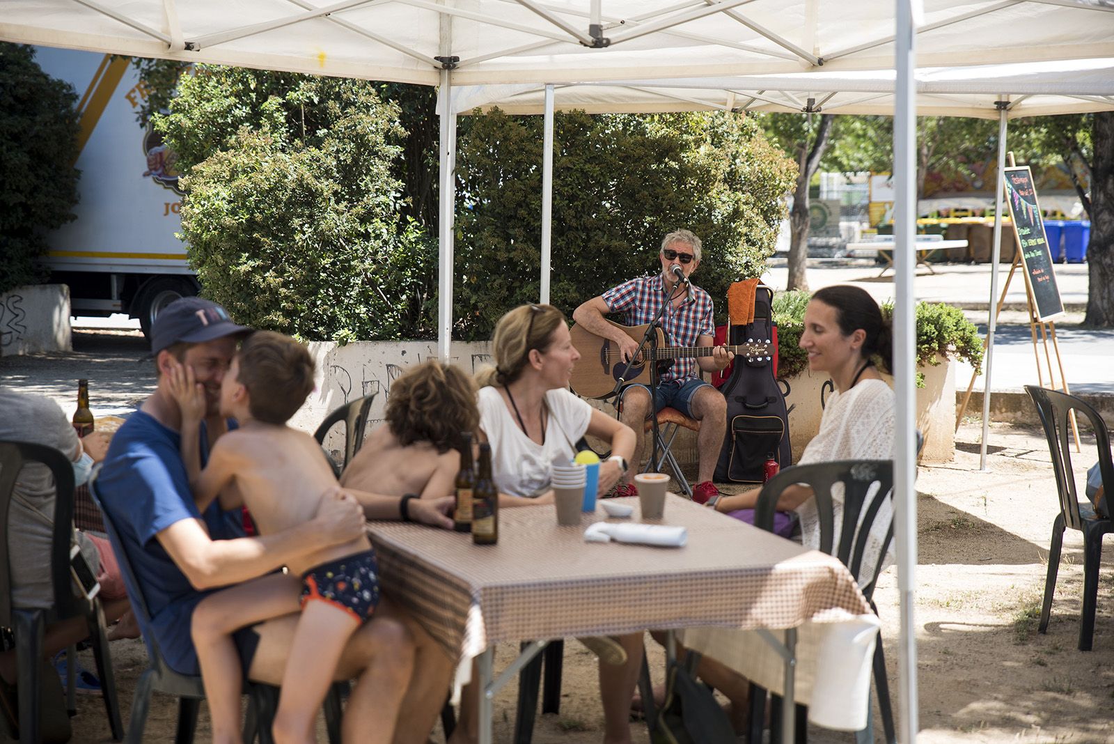 Vermut musical de Festa Major de Mira-Sol. FOTO: Bernat Millet.