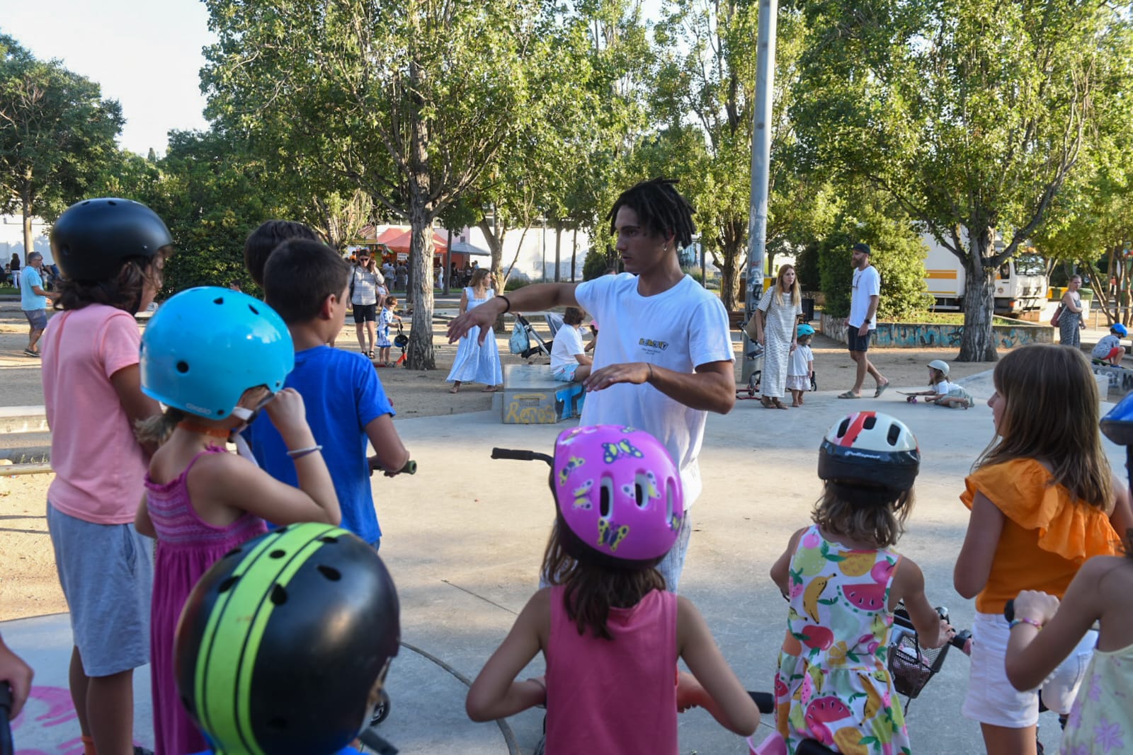 Taller de Patinet i Skate durant la Festa Major de Mira-sol. FOTO: Ajuntament
