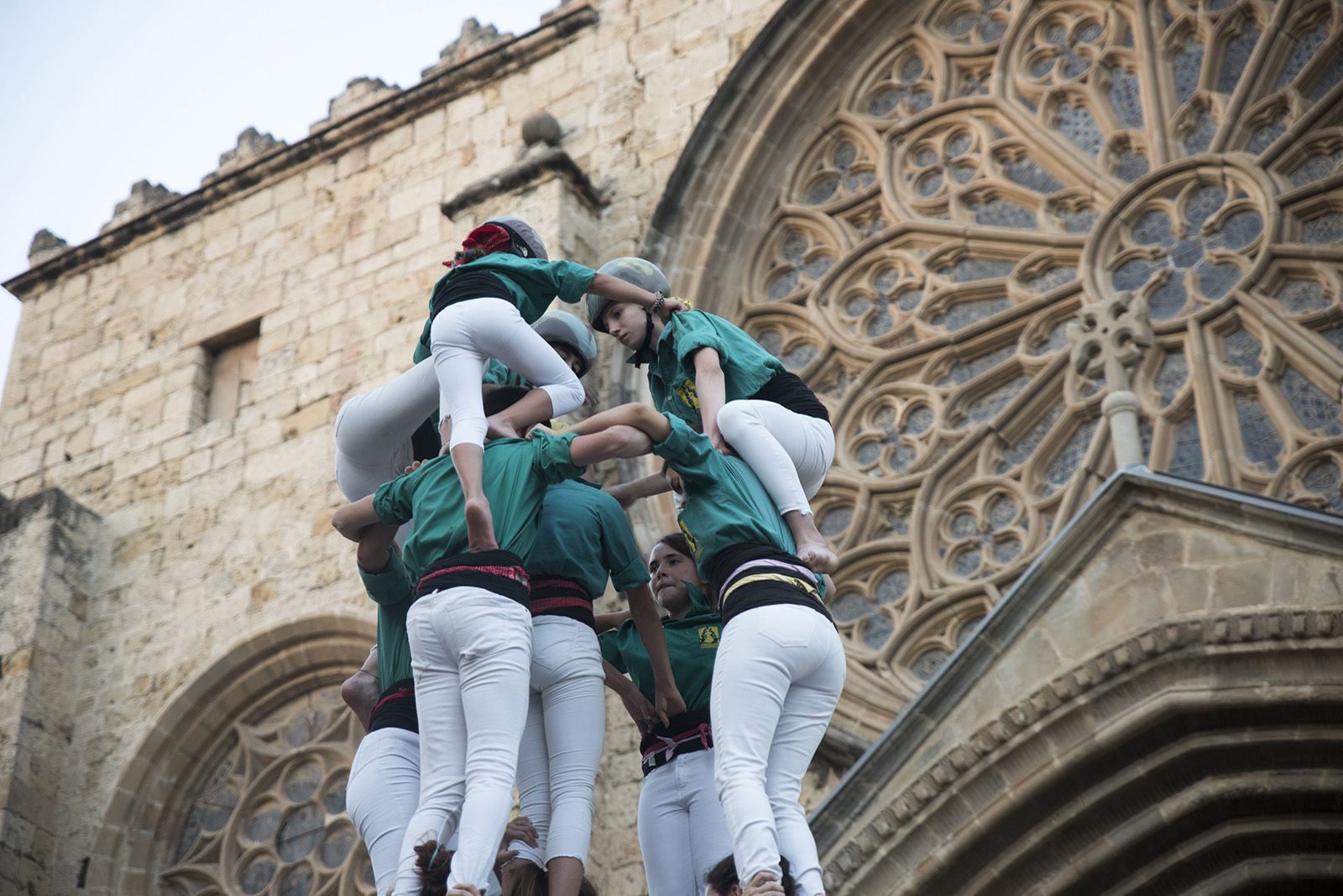 Els Castellers de Sant Cugat estrenen la Diada de la Llotgeta, que agafa el relleu a la Diada de Sant Cugat. FOTO: Bernat Millet