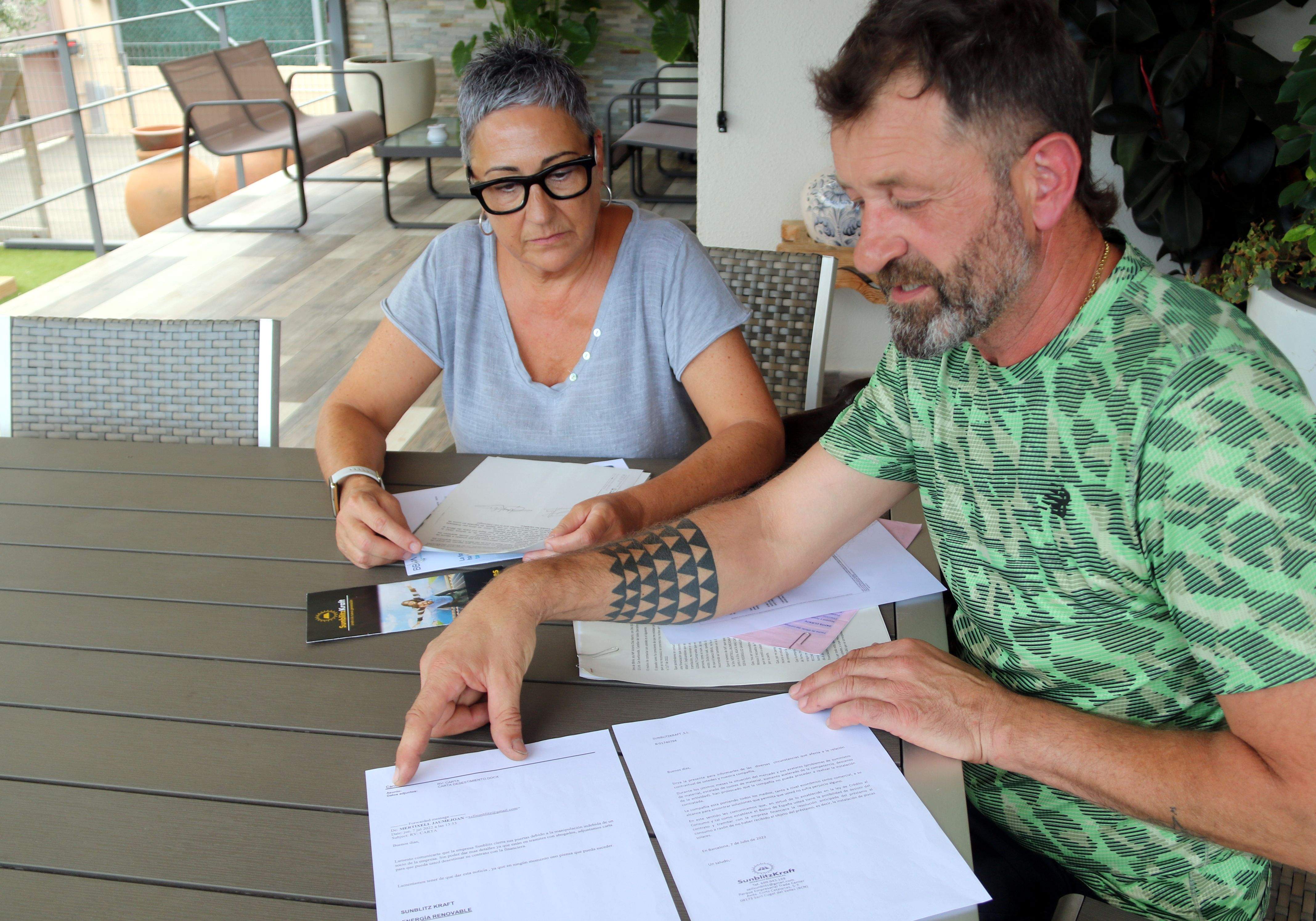 Manuel Lucena i la seva parella, Maria Victòria Díaz, afectats per la presumpta estafa de Sunblitz Kraft FOTO: Àlex Recolons