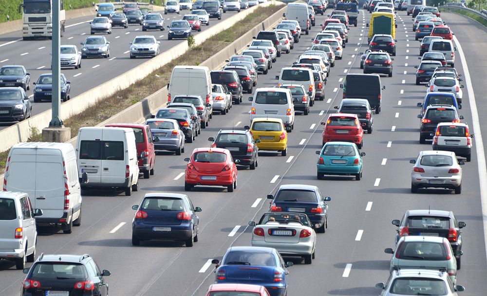 Embús en una autopista. FOTO: GettyImages
