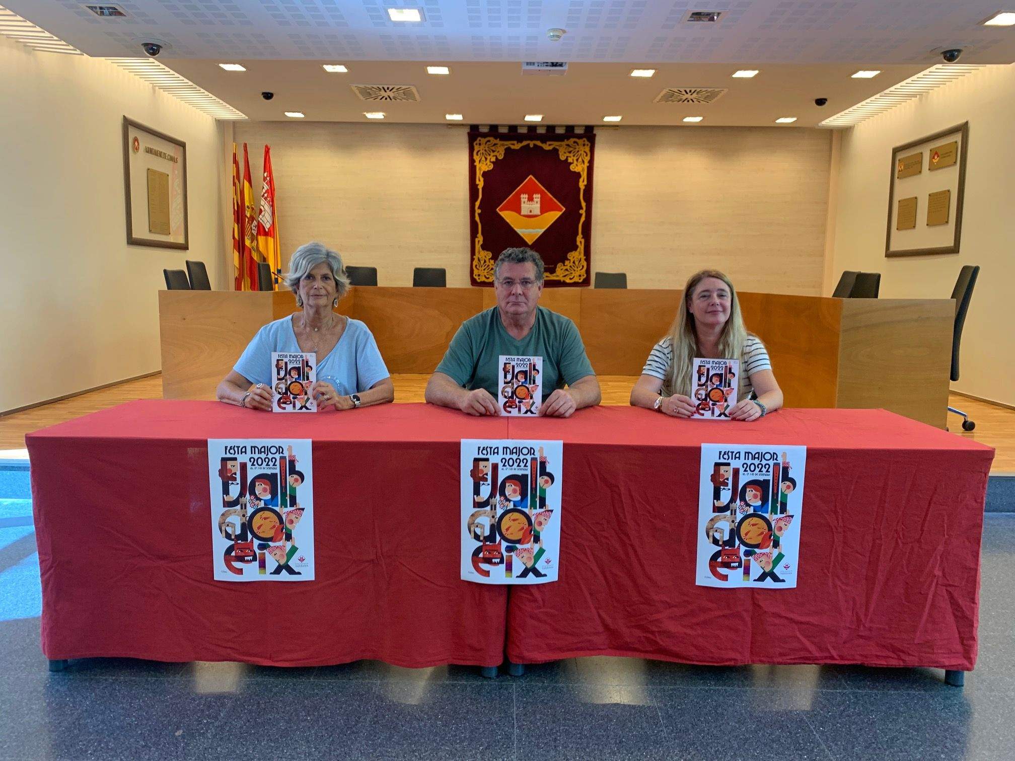 Herrada, Puig i Muñoz (d'esquerre a dreta) en la presentació de la Festa Major de Valldoreix. FOTO: Nielo Ballart