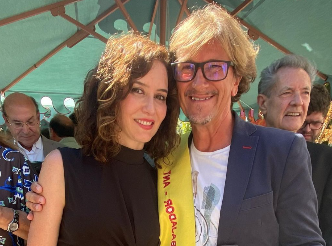 Isabel Díaz-Ayuso amb Alejandro Abad FOTO: Instagram / @alejandroabadmusic