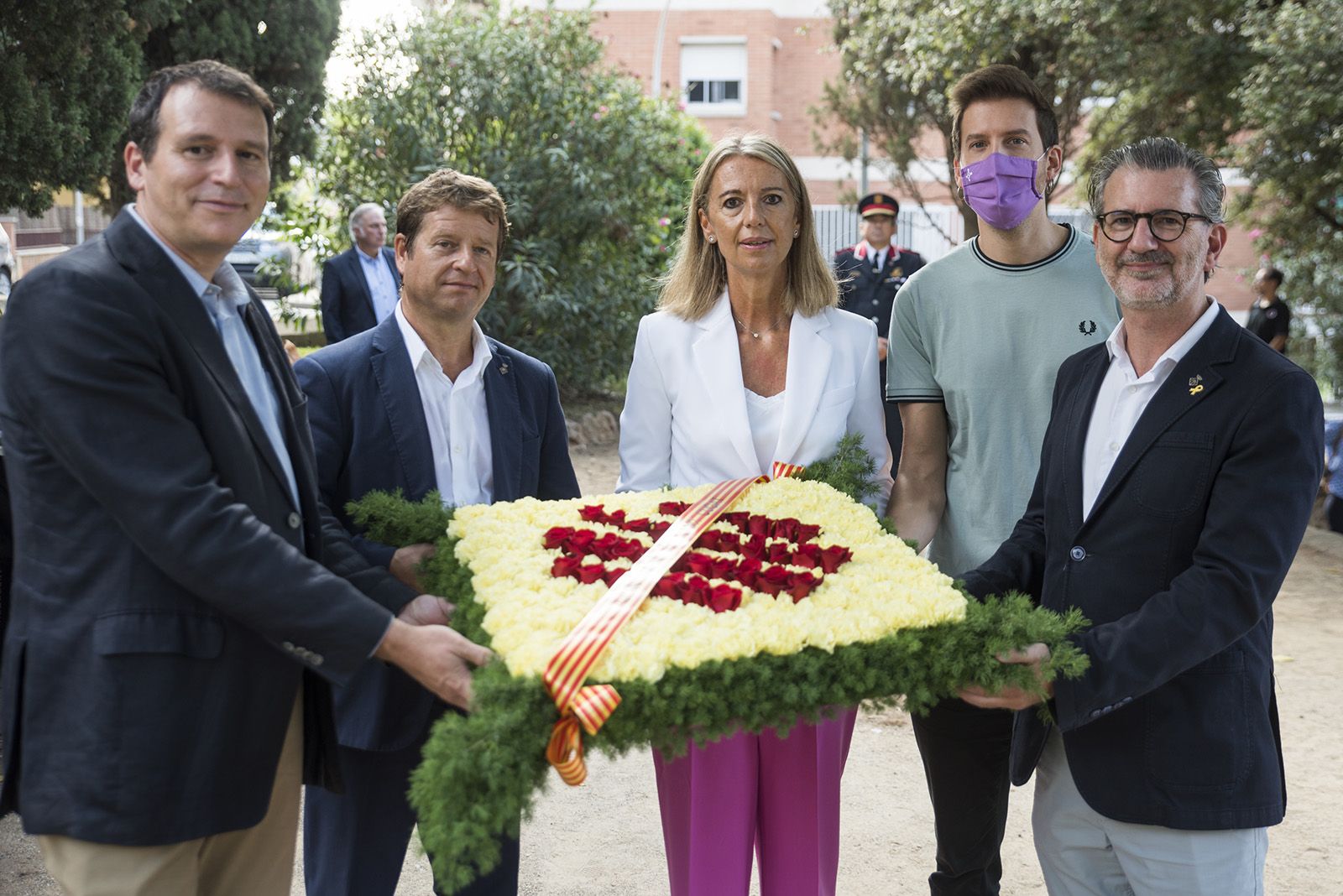 El Ple municipal fa l'Ofrena floral a Rafael Casanova. Foto: Bernat Millet.
