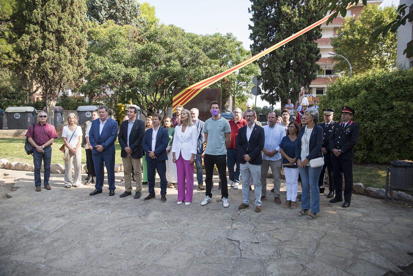 Cant dels Segadors a l'Ofrena floral a Rafael Casanova. Foto: Bernat Millet.