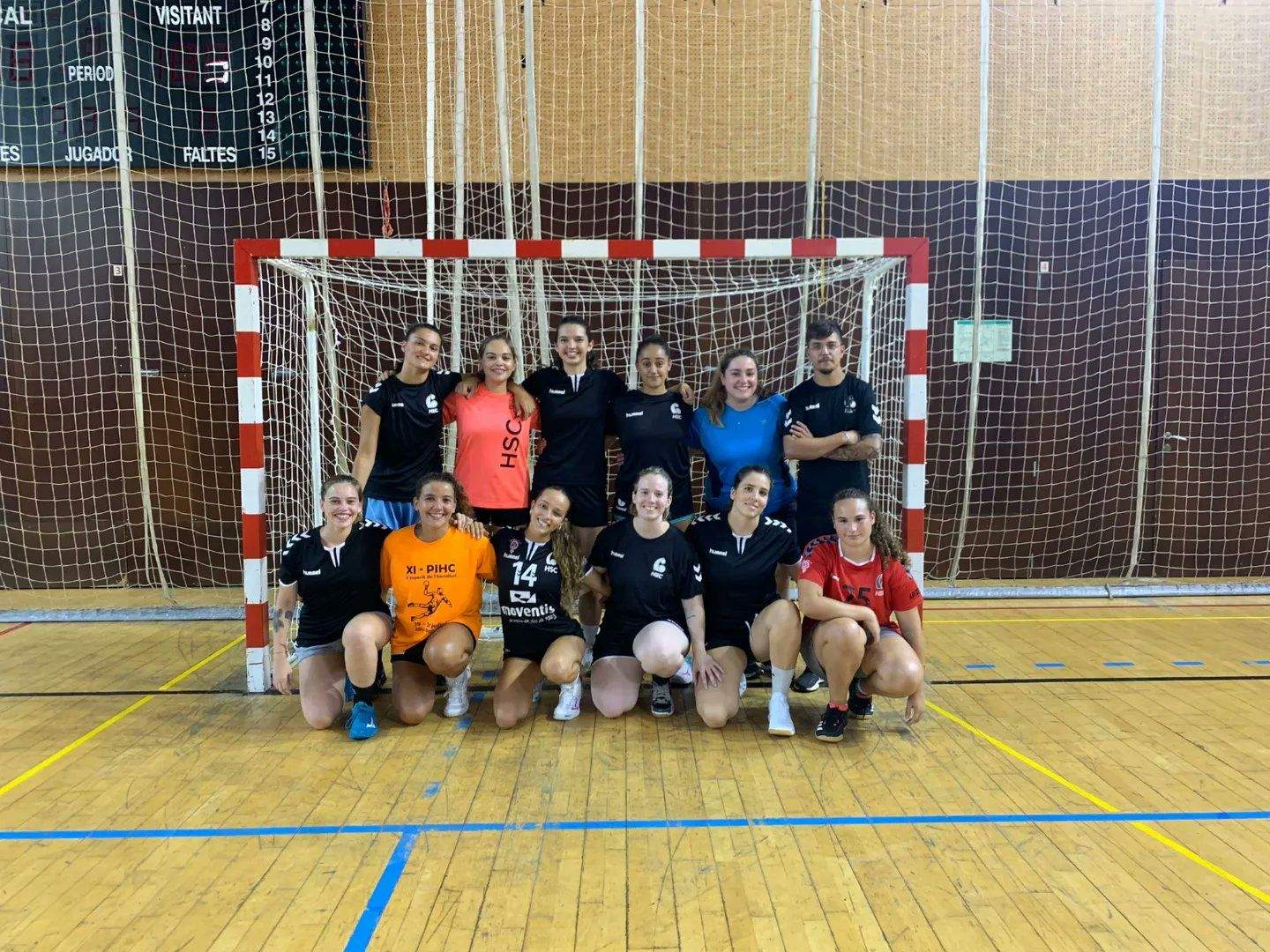 L'Handbol Sant Cugat ha unificat els 2 sènios per lluitar per la Lliga Catalana. FOTO: CH Sant Cugat