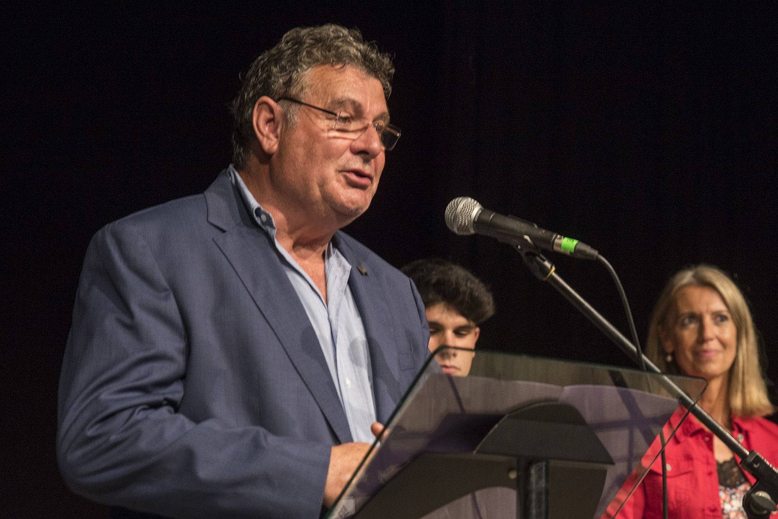  Josep Puig president de l'EMD de Valldoreix inicia el pregó de Festa Major de Valldoreix. Foto: Bernat Millet.