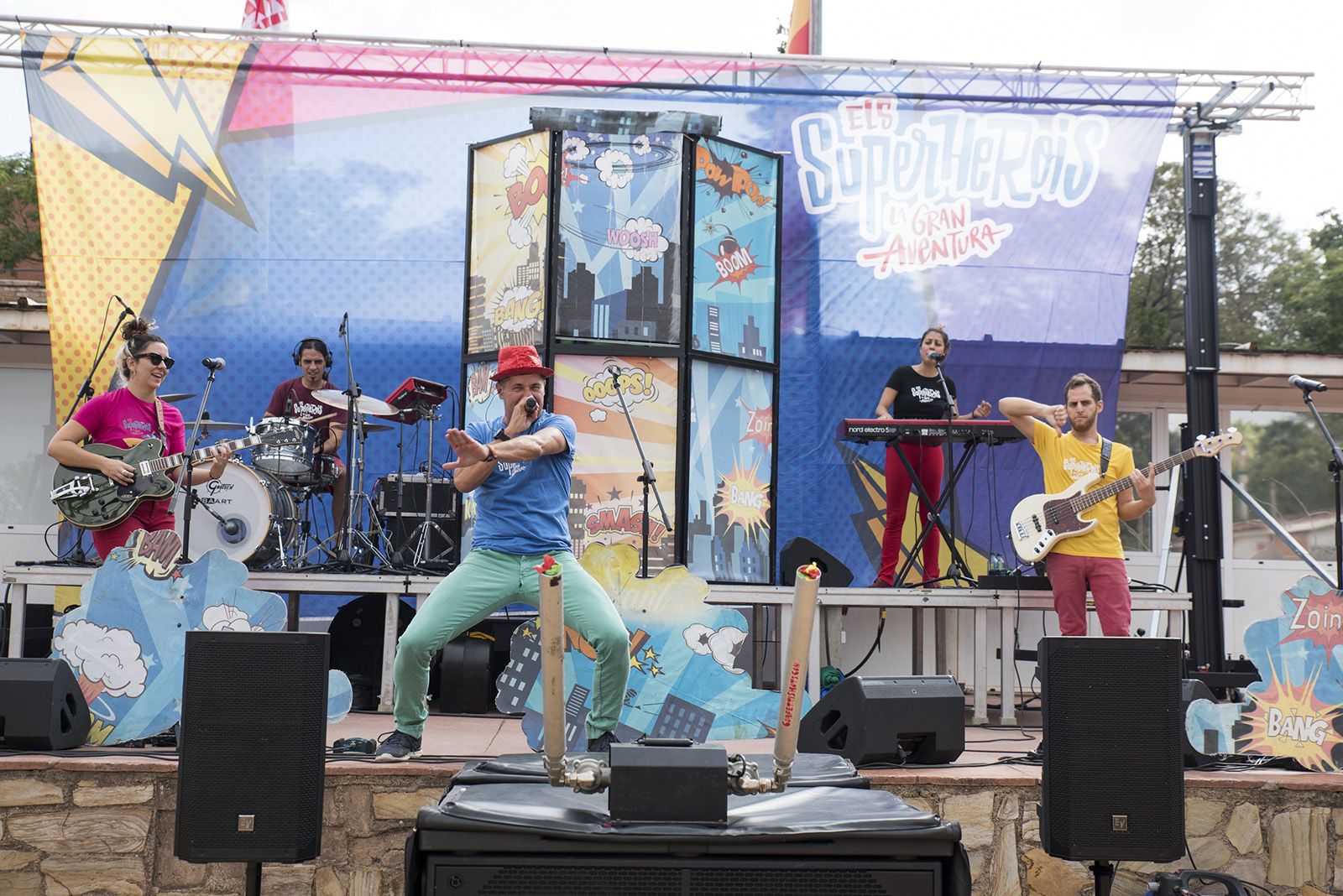 Animació familiar amb "Superherois" de la Festa Major de Valldoreix. Foto: Bernat Millet.