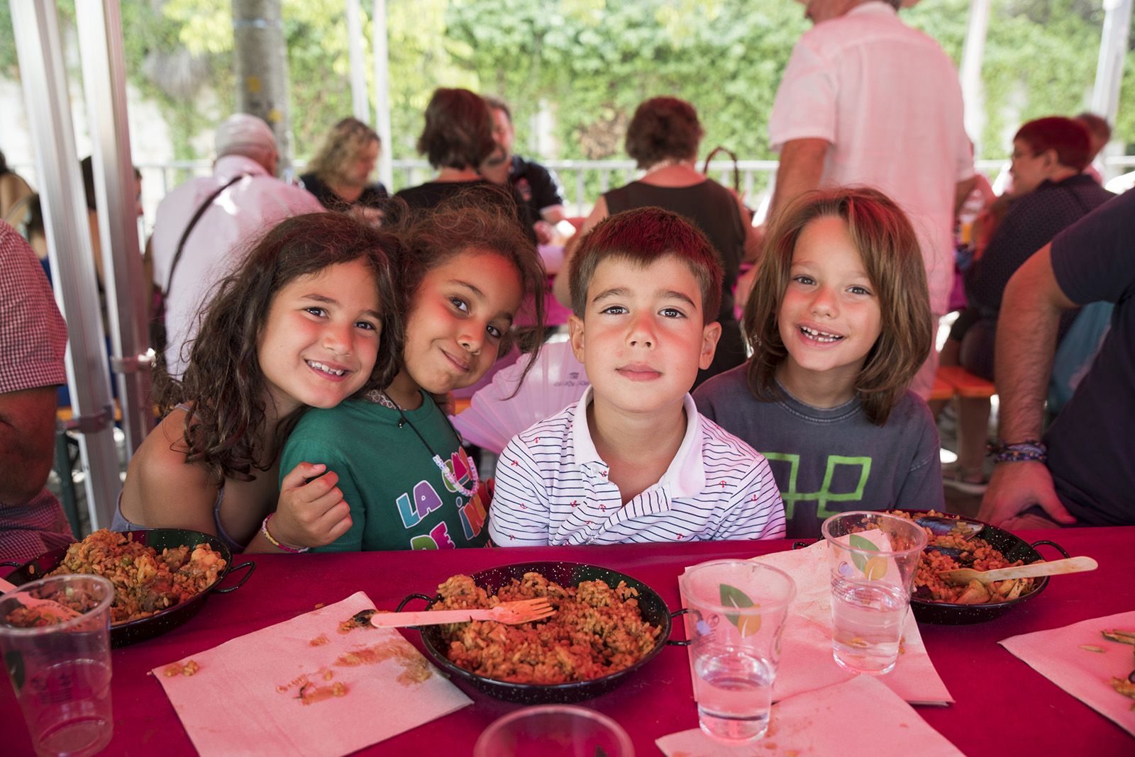 Arròs popular de Festa Major de Valldoreix. Foto: Bernat Millet.
