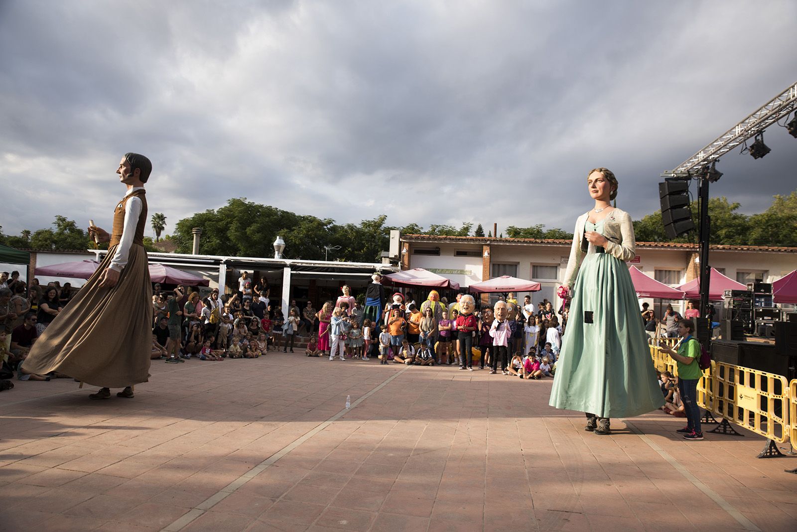 Ballada de Gegants i presentació oficial dels Gegants de Valldoreix durant la Festa Major de Valldoreix . FOTO: Bernat Millet.