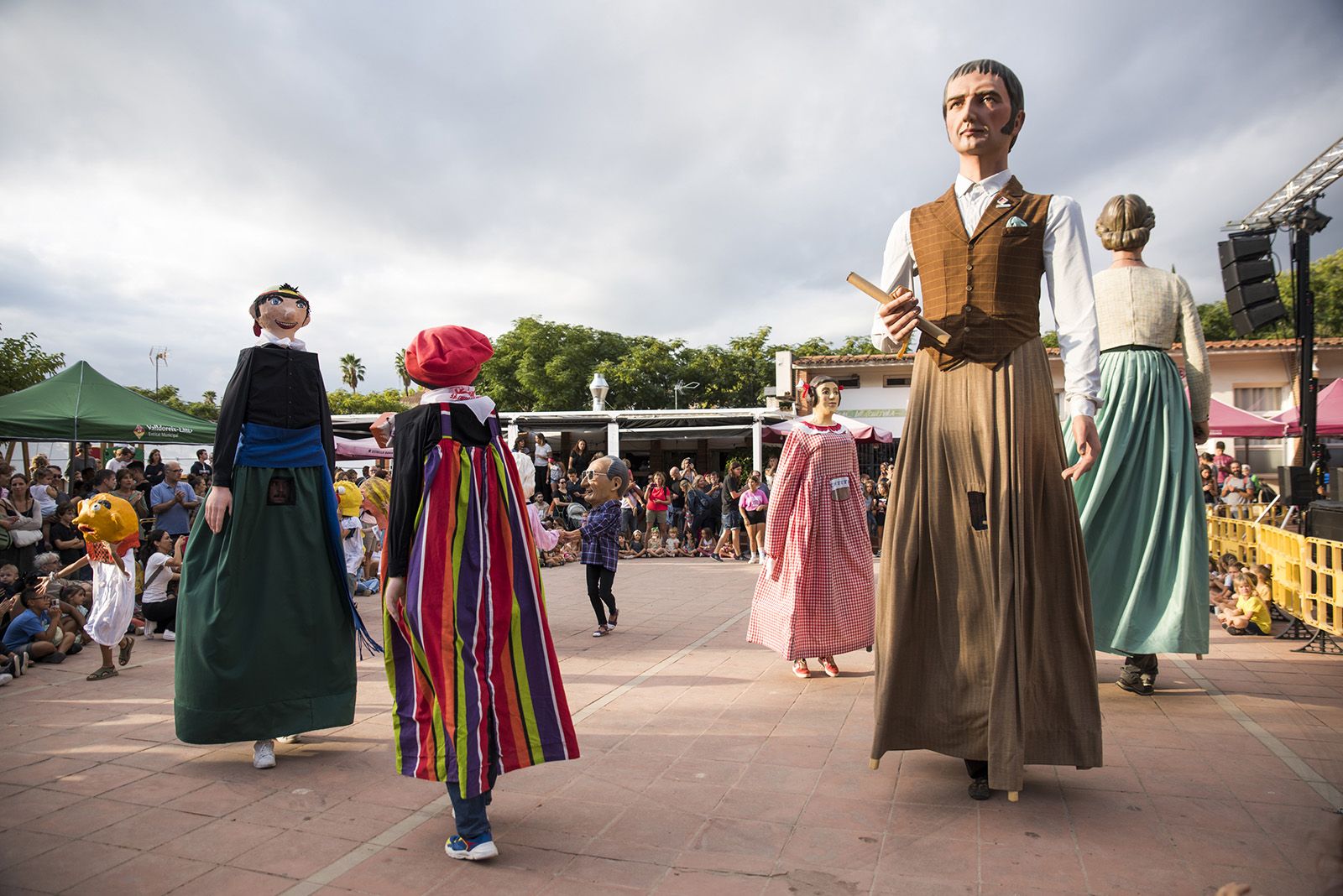 Ballada de Gegants i presentació oficial dels Gegants de Valldoreix durant la Festa Major de Valldoreix . FOTO: Bernat Millet.