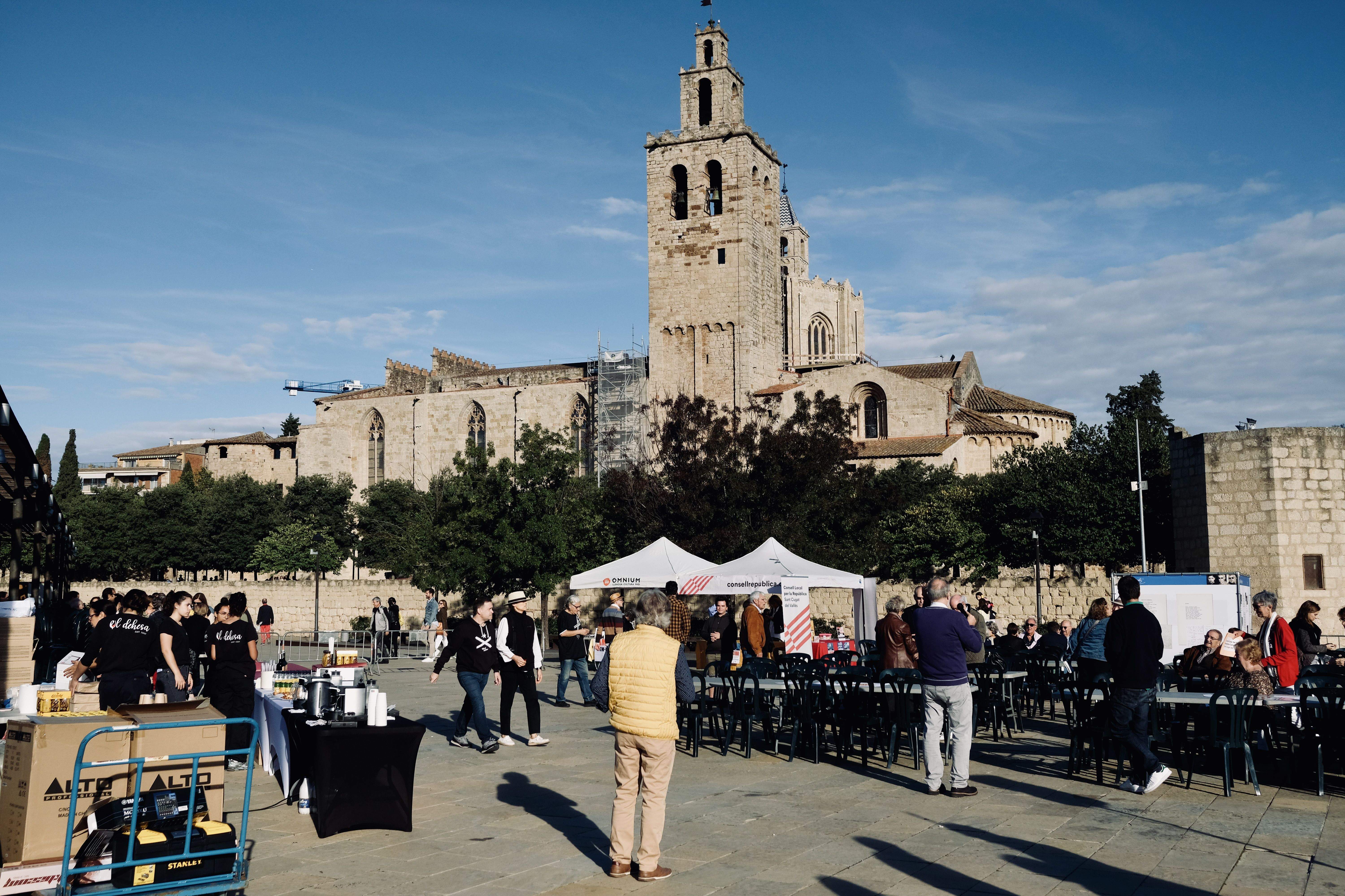 Esmorzar per la celebració del dia 1 d'octubre. FOTO: Ale Gómez