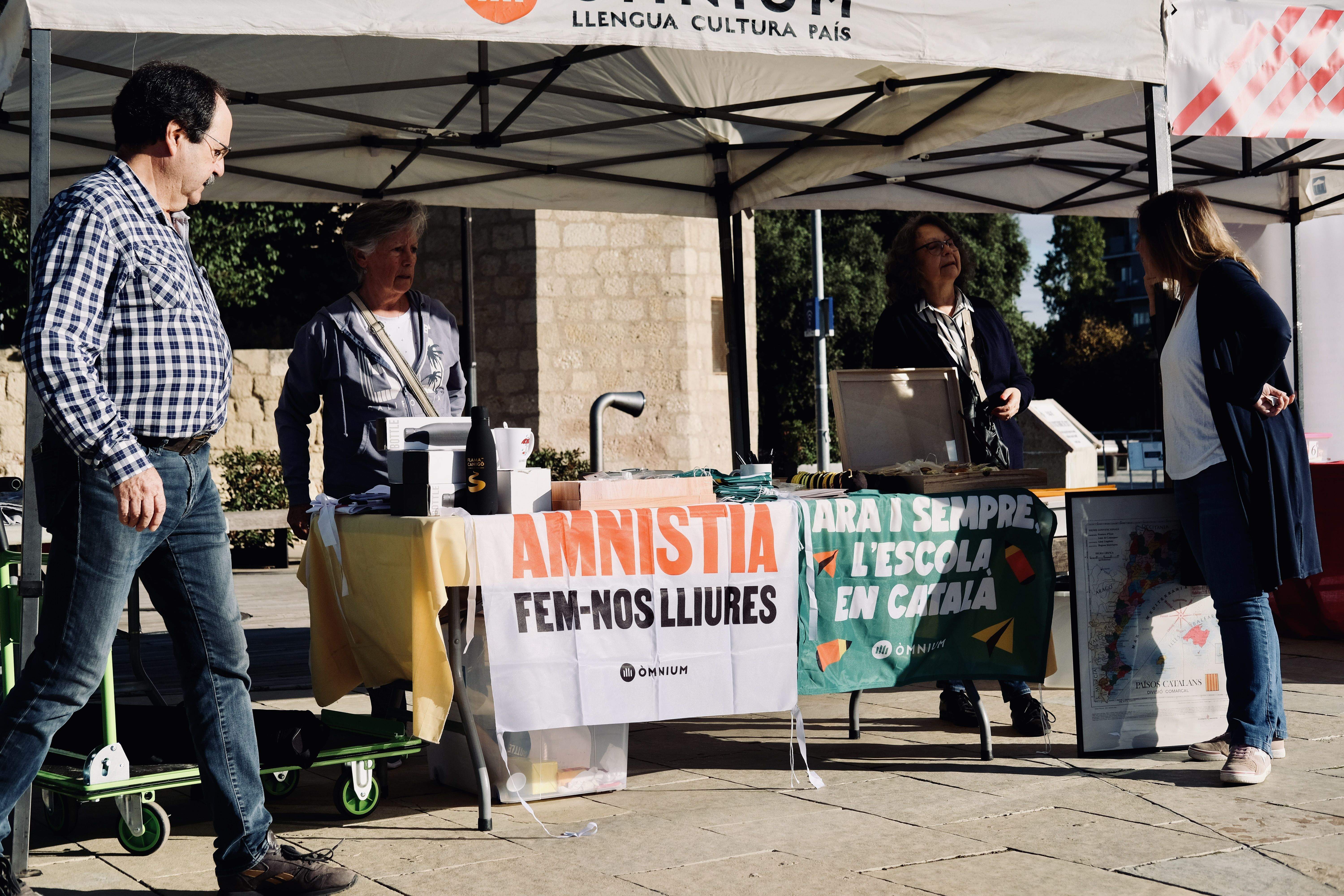 Esmorzar per la celebració del dia 1 d'octubre. FOTO: Ale Gómez