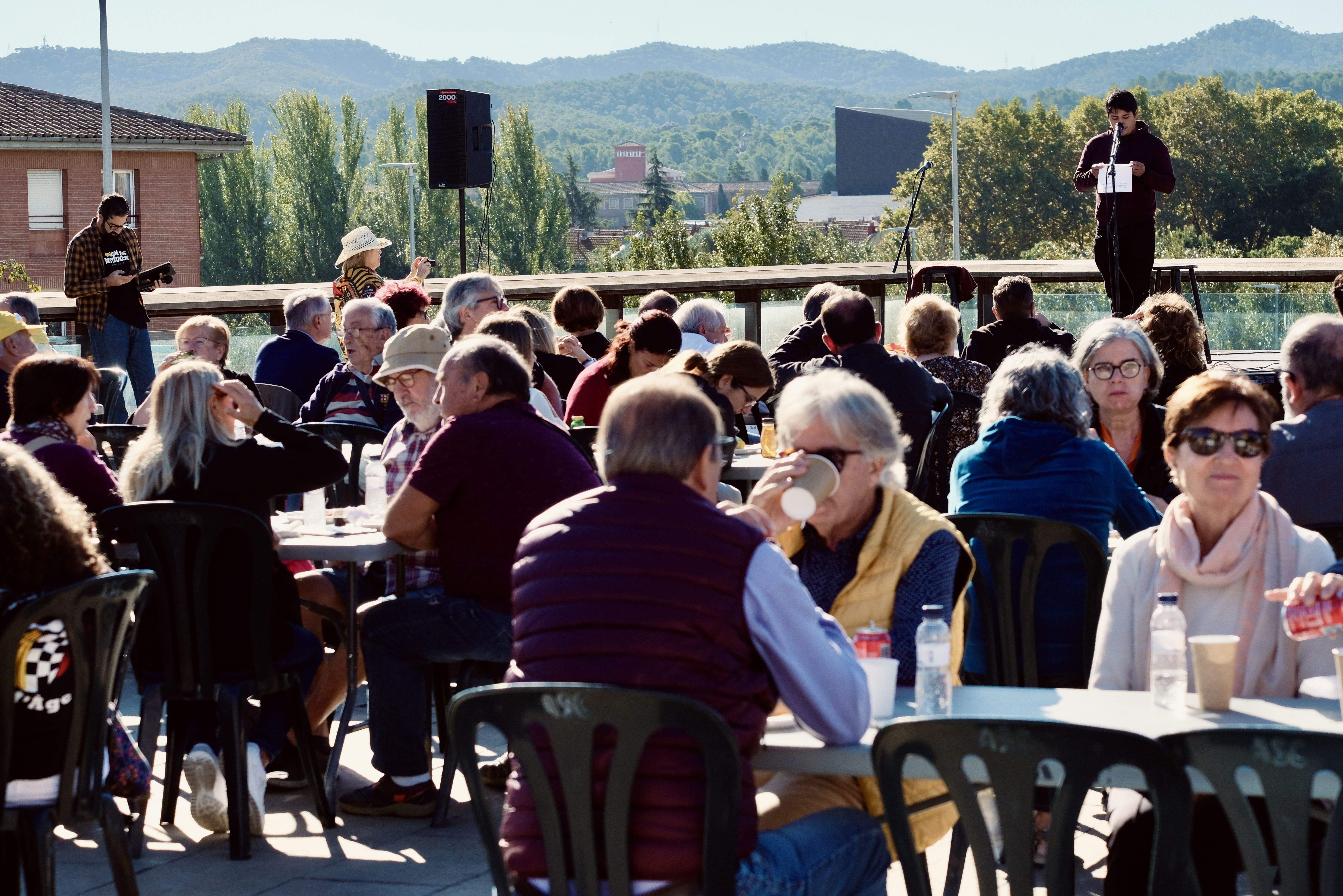 Esmorzar per la celebració del dia 1 d'octubre. FOTO: Ale Gómez