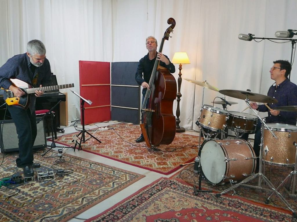 Dani Pérez Trio featuring Benet Palet