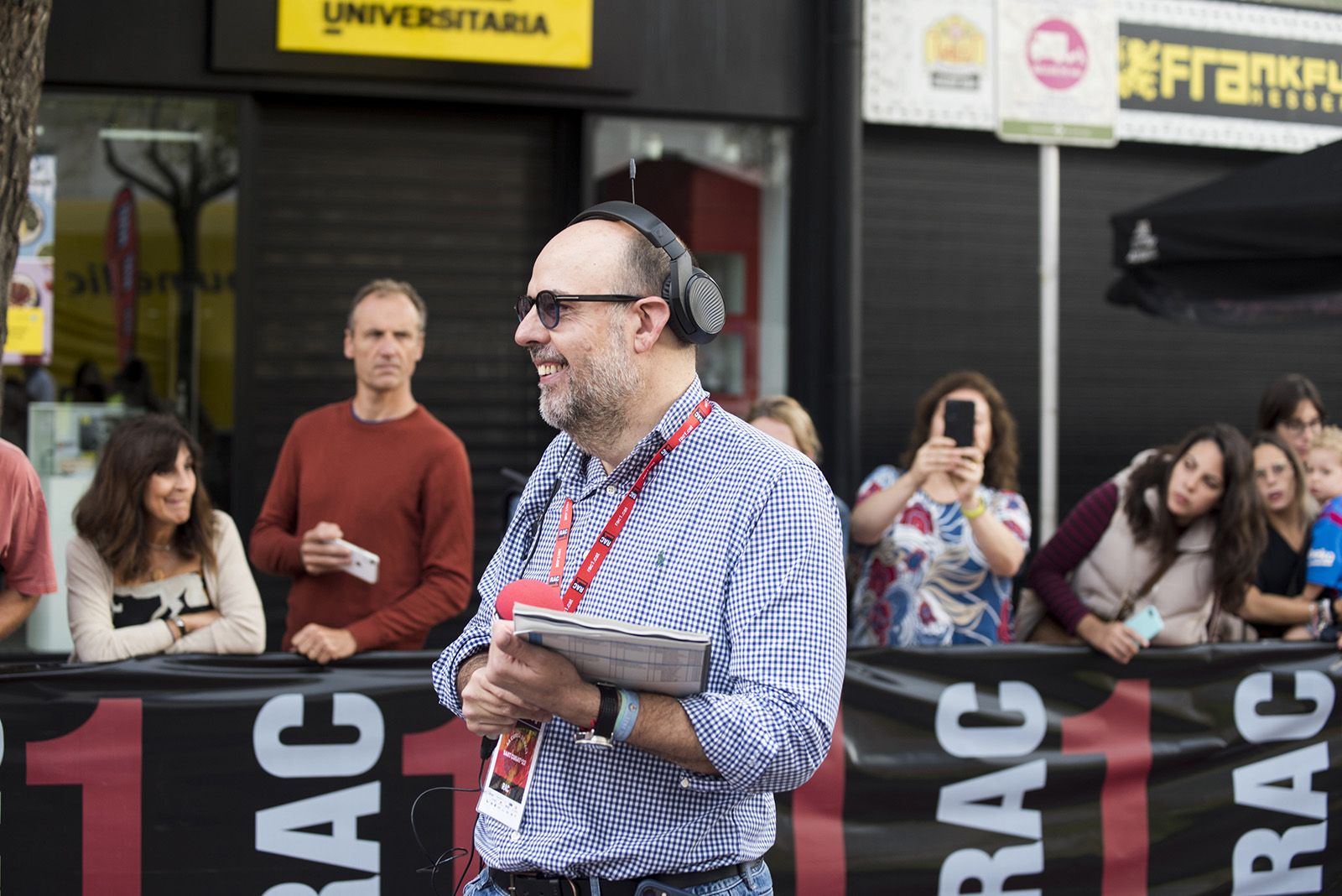 Jordi Basté a La Cursa de Rac1 a Sant Cugat. FOTO: Bernat Millet.