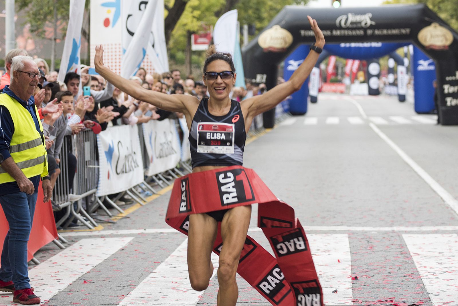 Melissa Melilli guanyadora de La Cursa de Rac1 a Sant Cugat. FOTO: Bernat Millet.