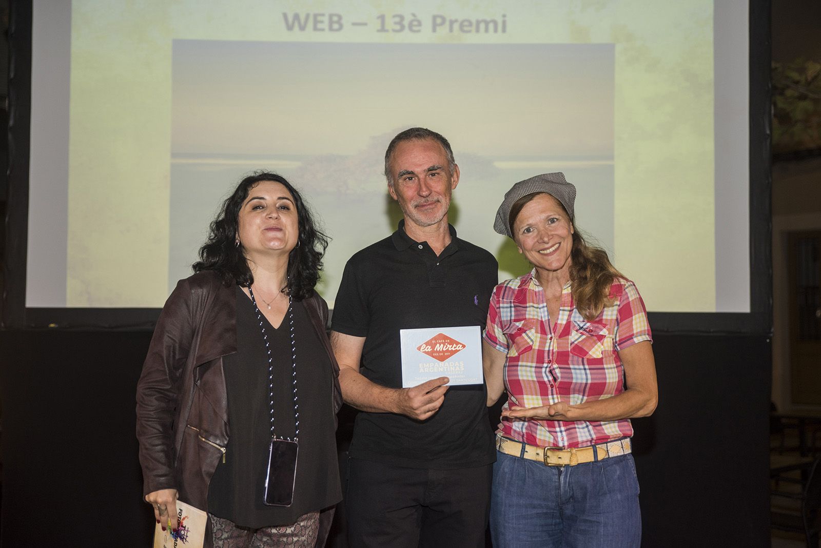 Entrega de premis del TOT Fotoportada 2022. FOTO: Bernat Millet.