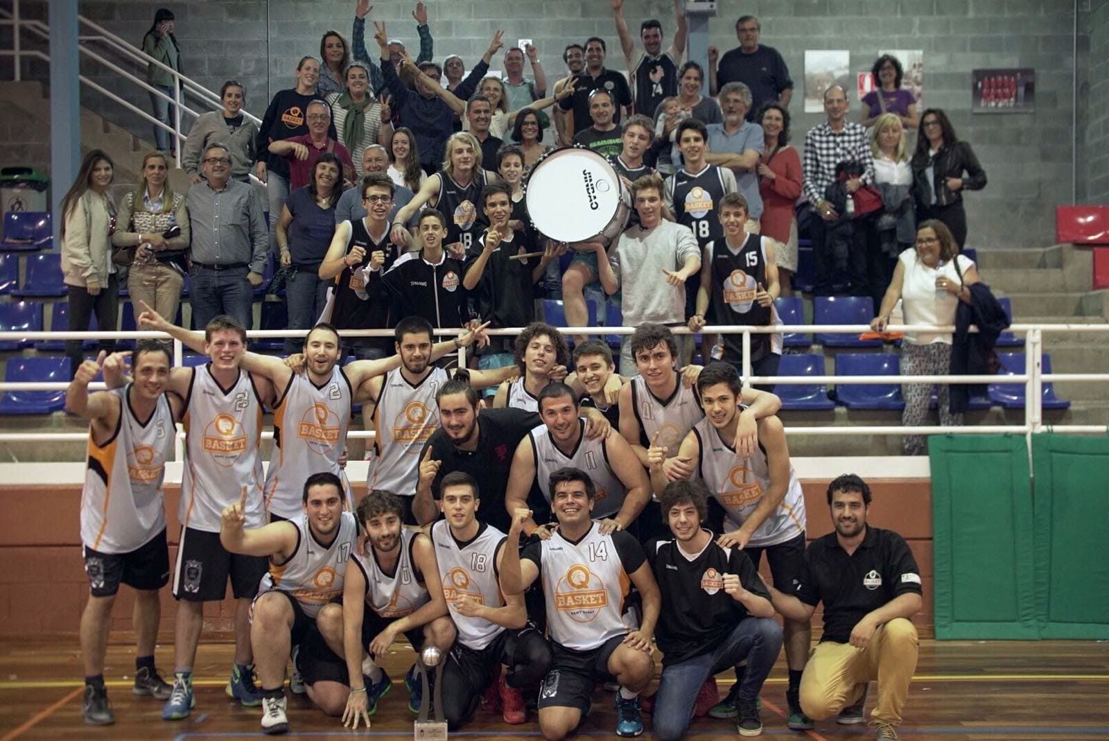  El sènior B masculí del Qbasket Sant Cugat va guanyar el Campionat Catalunya Territorial la temporada 2015/206. FOTO: Cedida 
