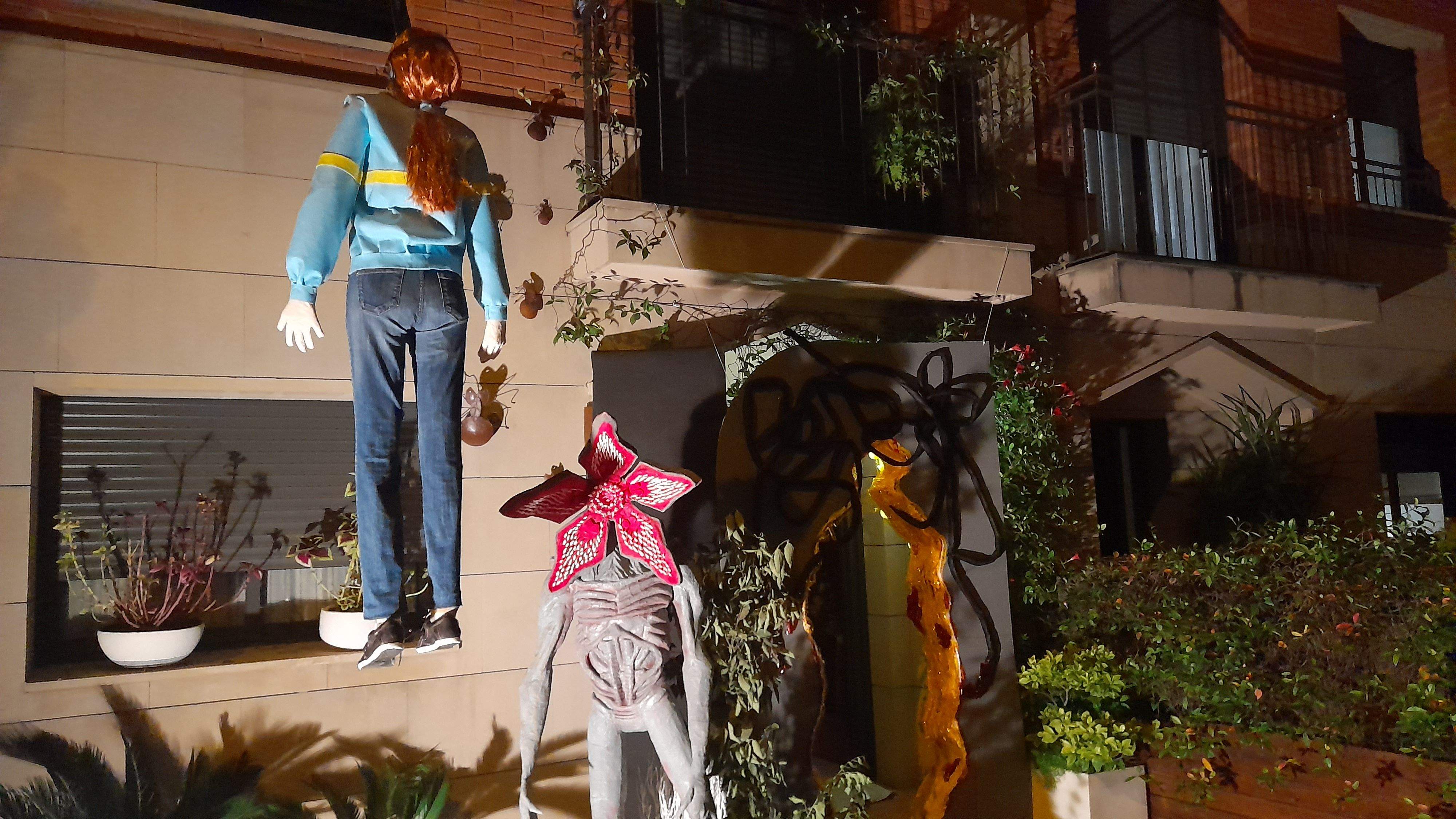 Decoració d'Stranger Things a Mira-sol. FOTO: Cristina Cabasés