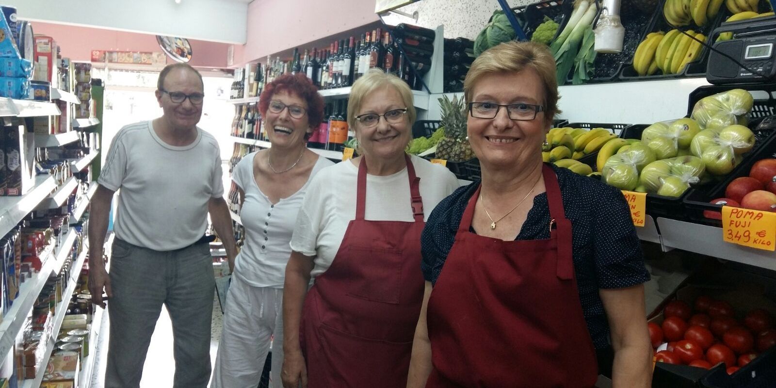 El supermercat La Muntanyesa, situat a la Floresta, va tancar el 2016 després de 67 anys per jubilació.
