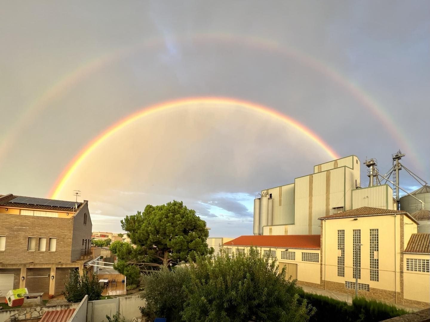 Connexió  FOTO: @joantstc  