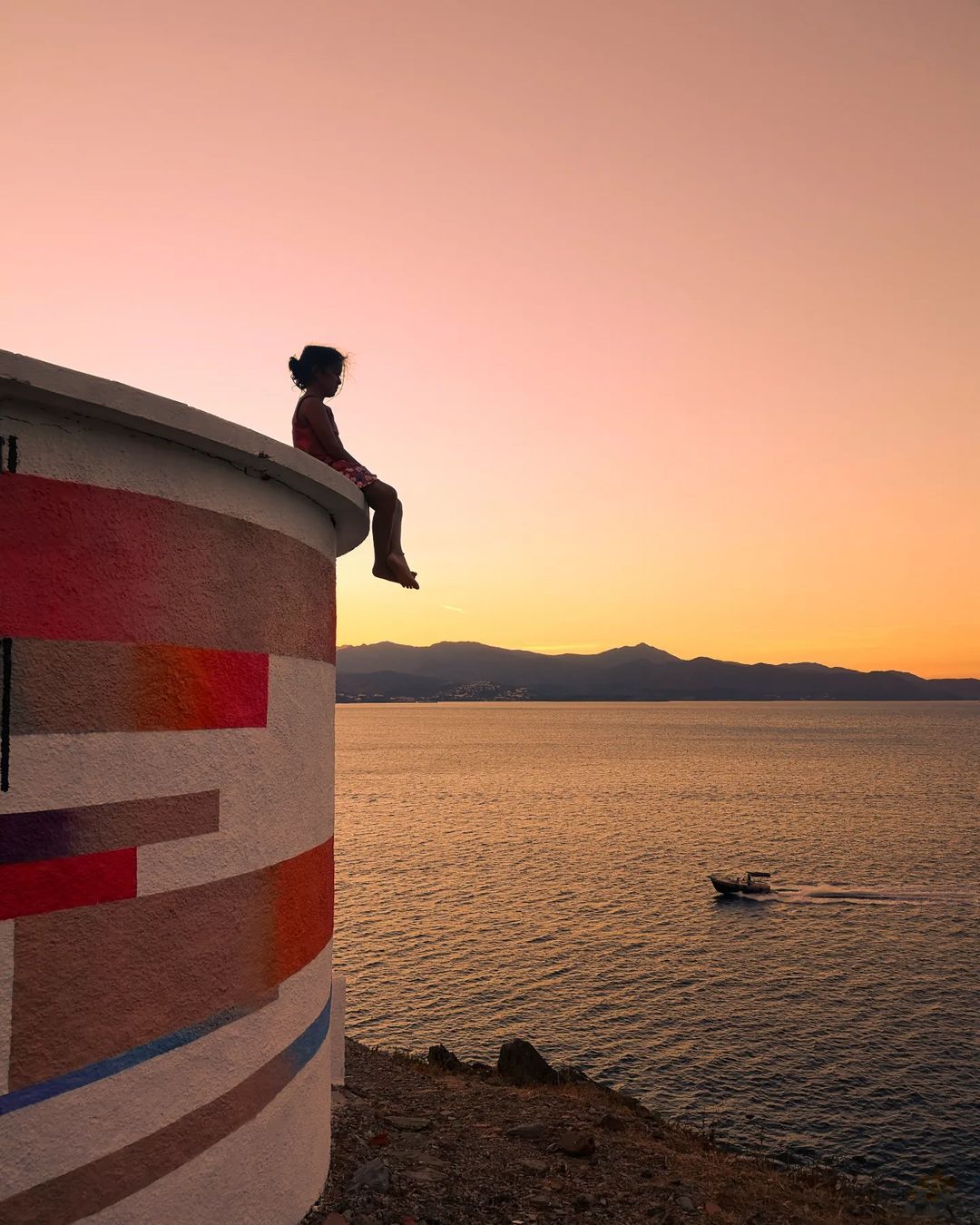 Casa, ahora vivo aquí - El Port de la Selva FOTO: @iagosl__     