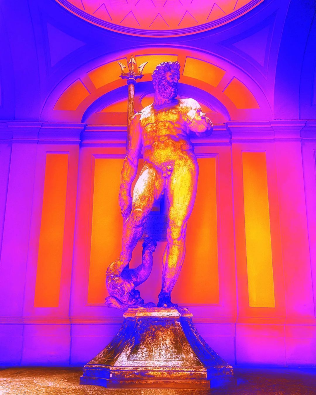 Neptūnus  - Bologna, Italia    FOTO: @astrue_photo 