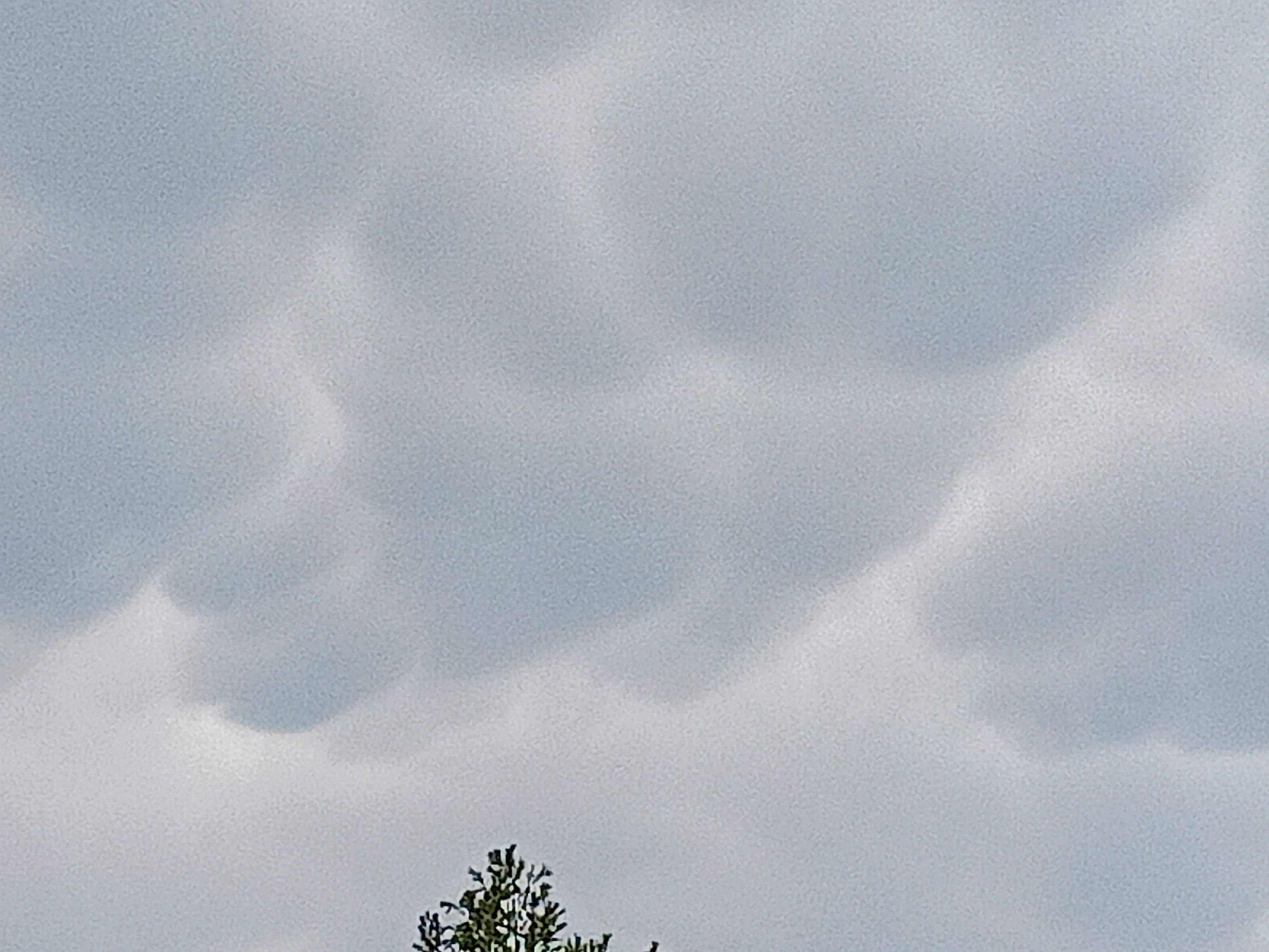 Aviat tempesta · Castellet i la Gornal  FOTO: Robert Savé Monserrat 