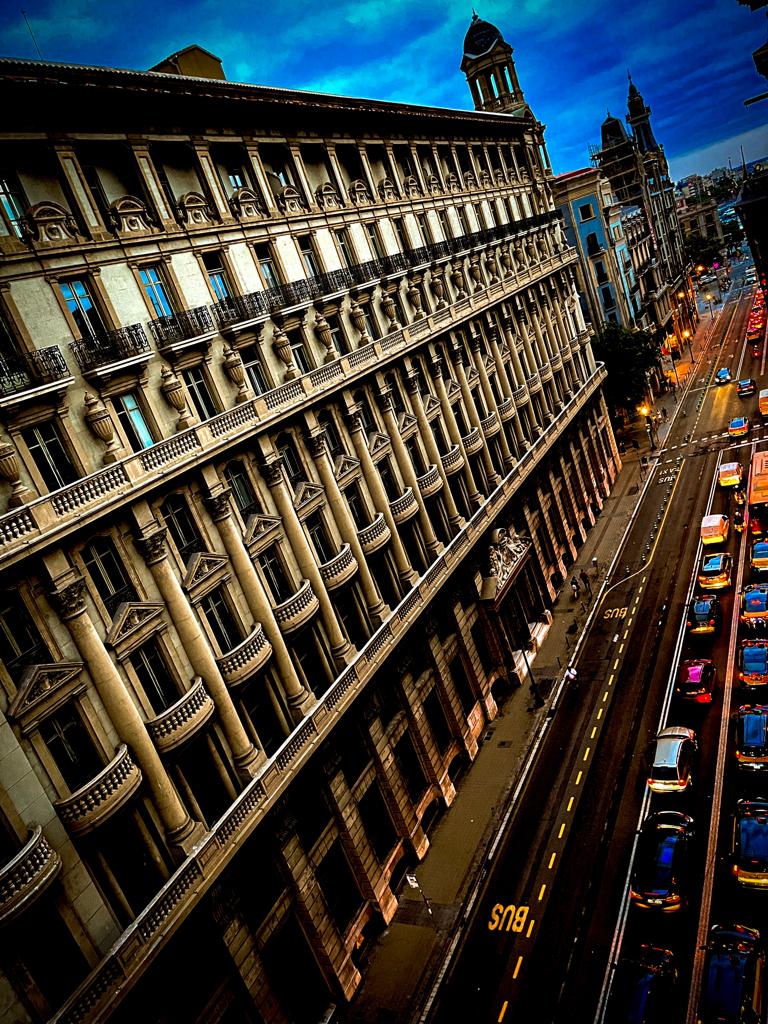 Barcelona la Nuit · Via Laietana de Barcelona FOTO: MARIA HOMS PUIGORIOL