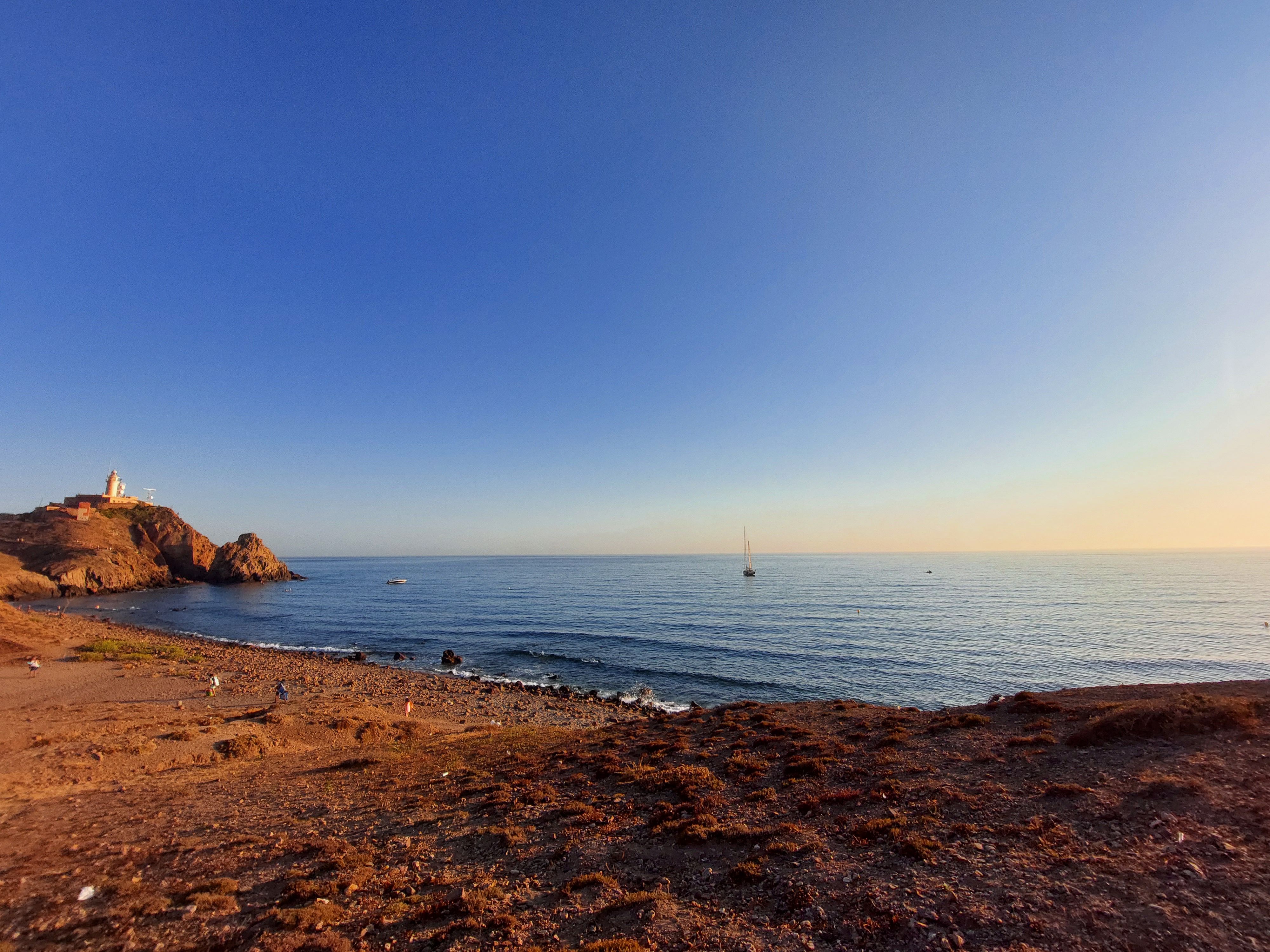 Calma al Corralete · Platja del Corralete (Cabo de Gata, Almeria) FOTO: Laura Benages Raluy