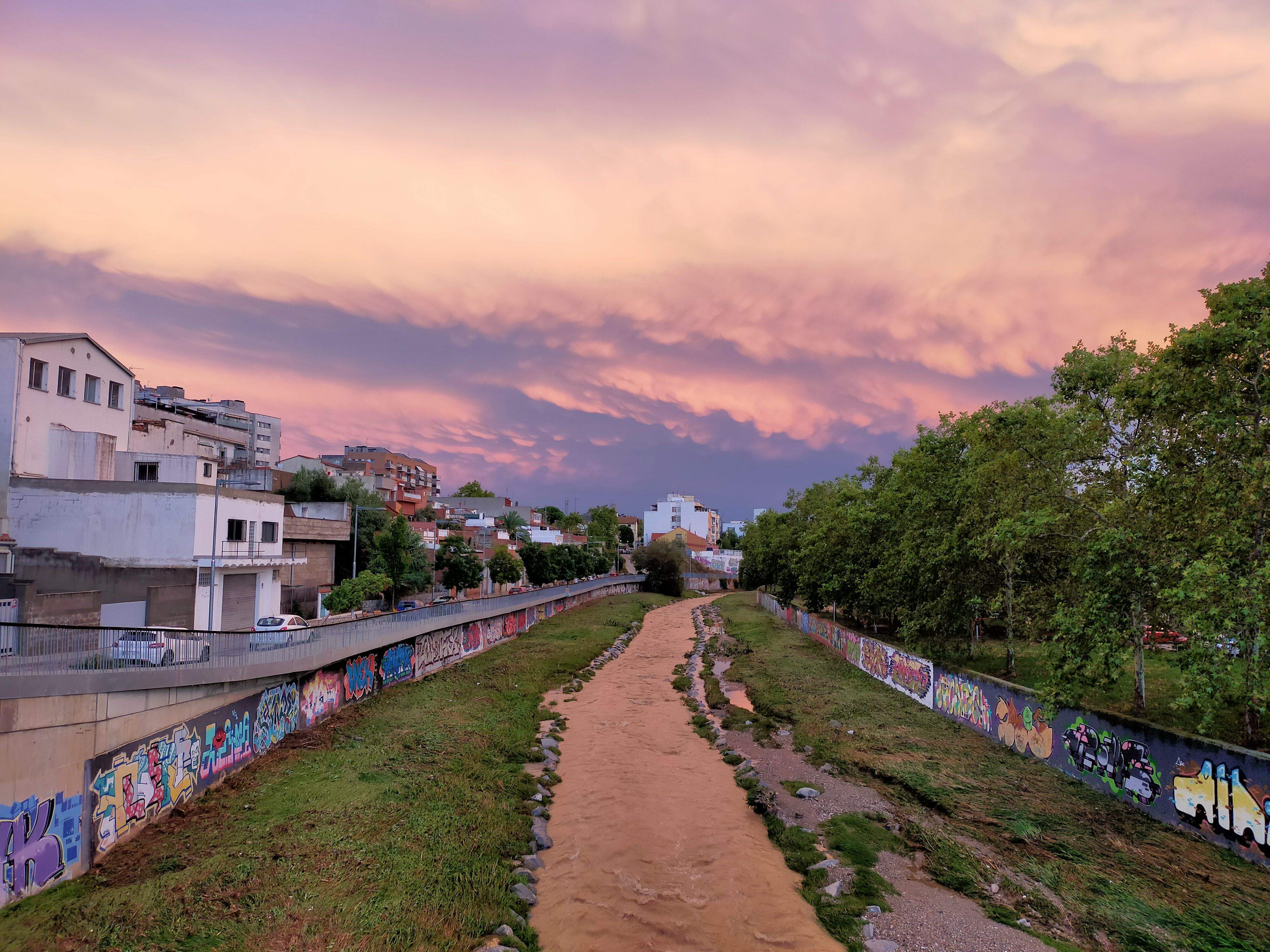 Espectacle celeste post tempesta · Cerdanyola del Vallès FOTO: Neus Calderon