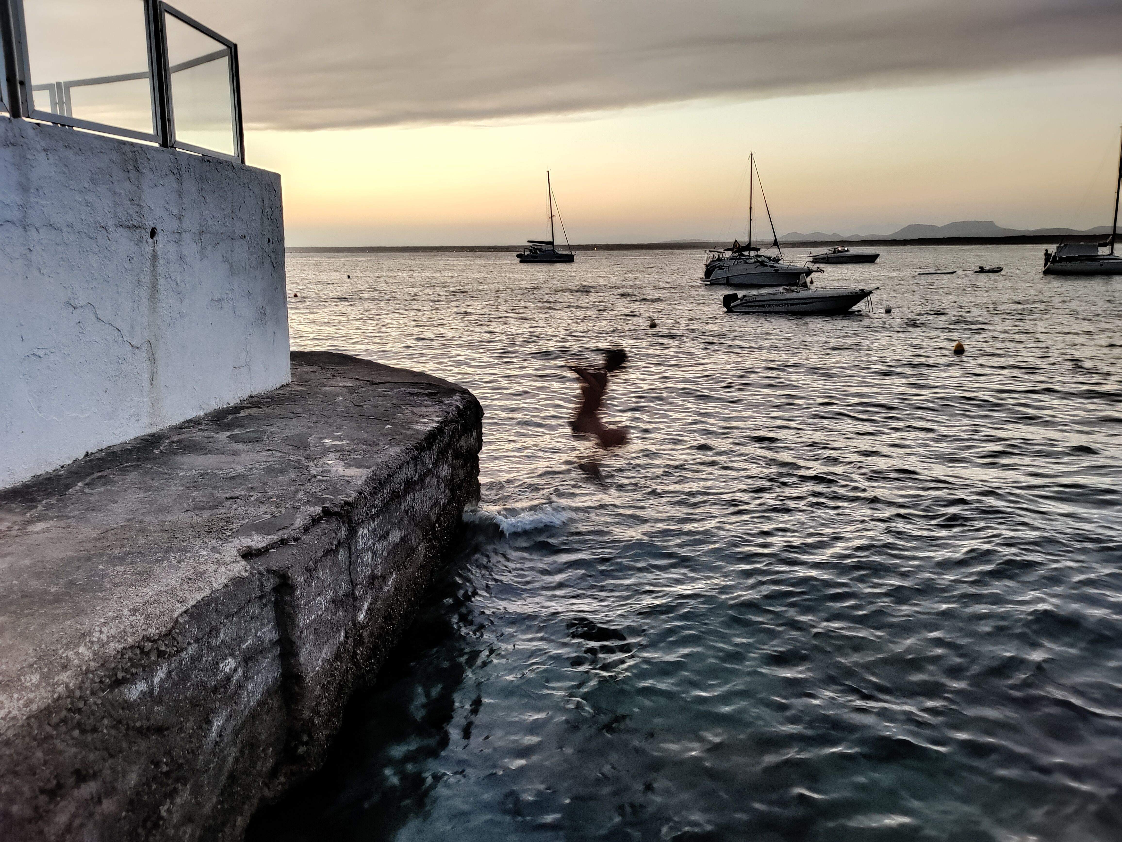 L'ombra del nen · Colonia de Sant Jordi (Mallorca) FOTO: Neus Sanchez Alberola