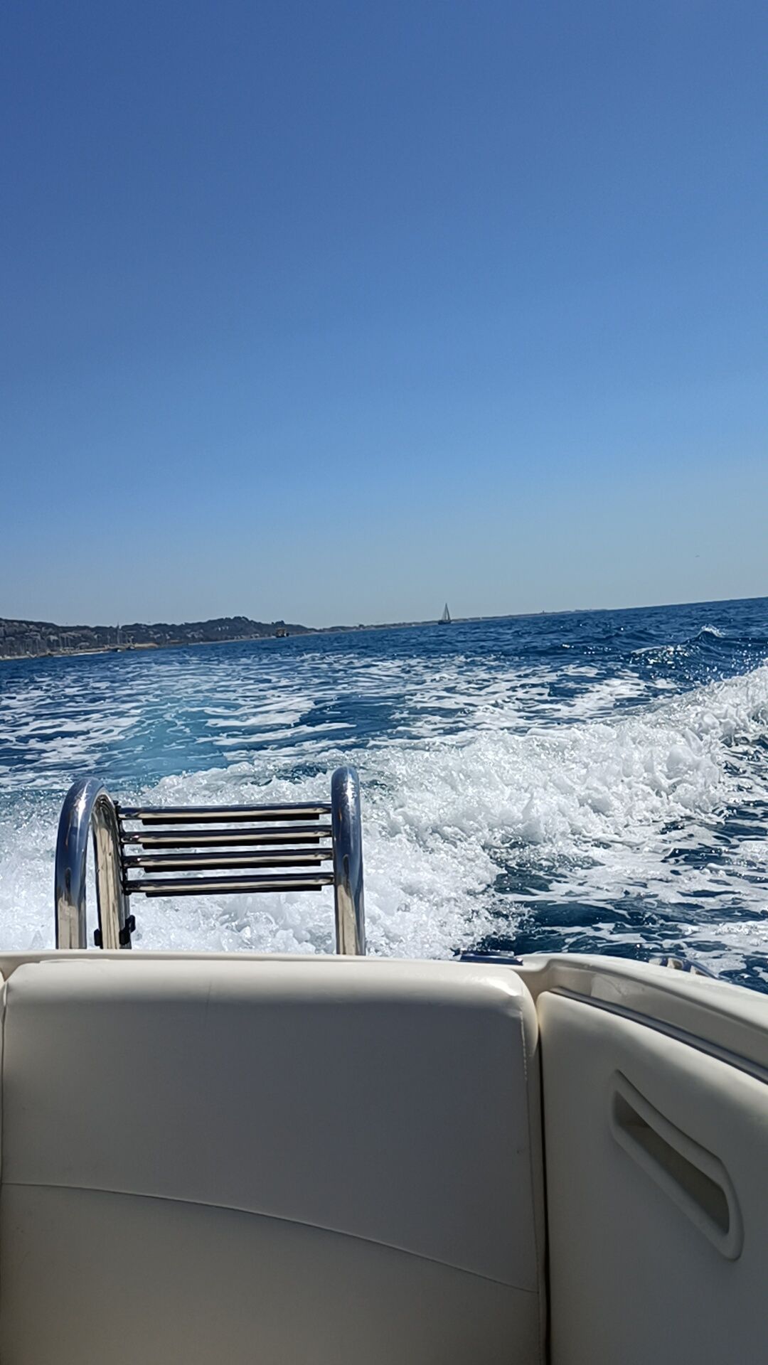 Ja és estiu · Costes del Garraf FOTO: Lluïsa Maria Ribera i Serra