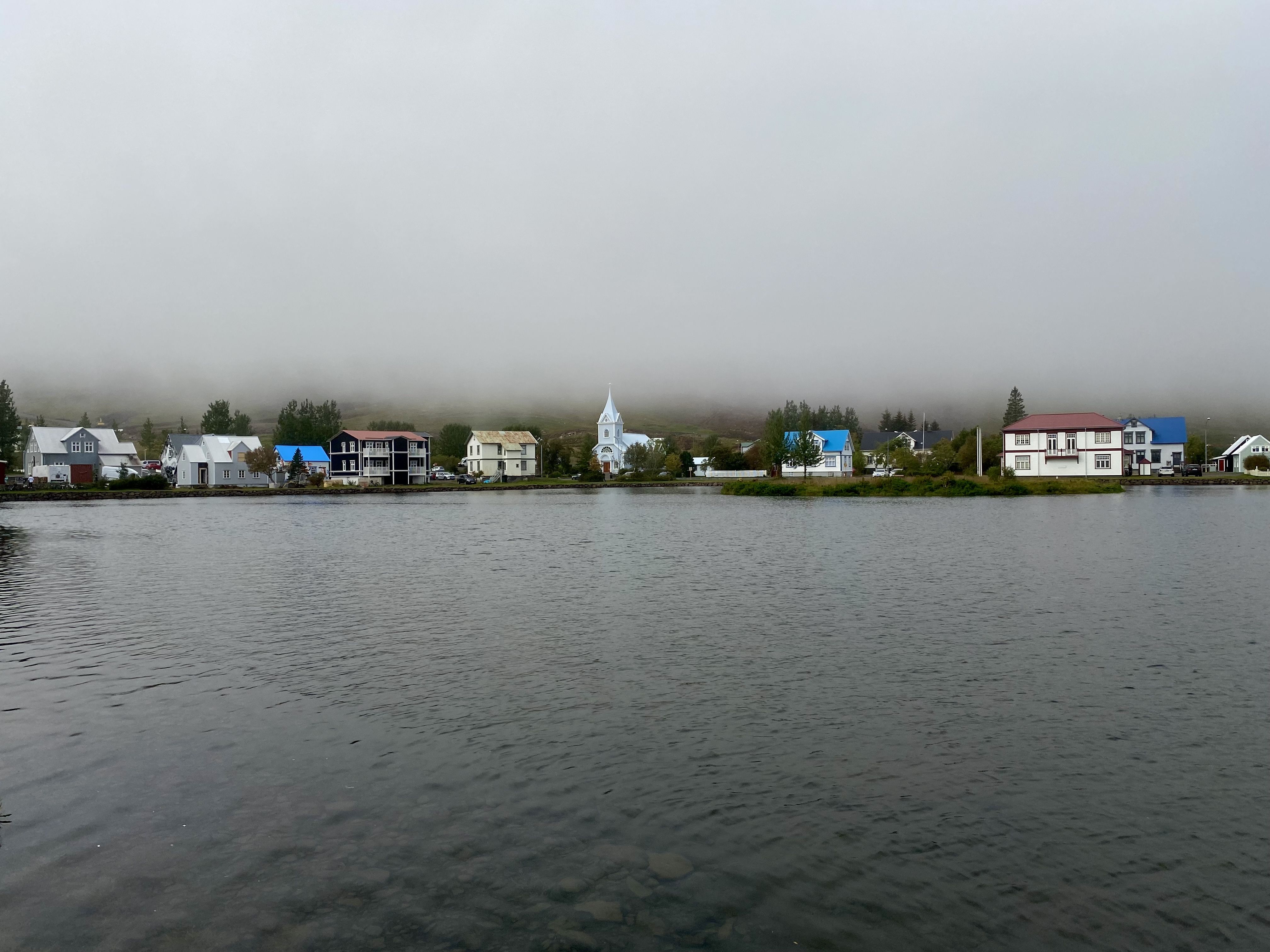 El poble és una línia · Islàndia FOTO:  Jan Romaní Capdevila