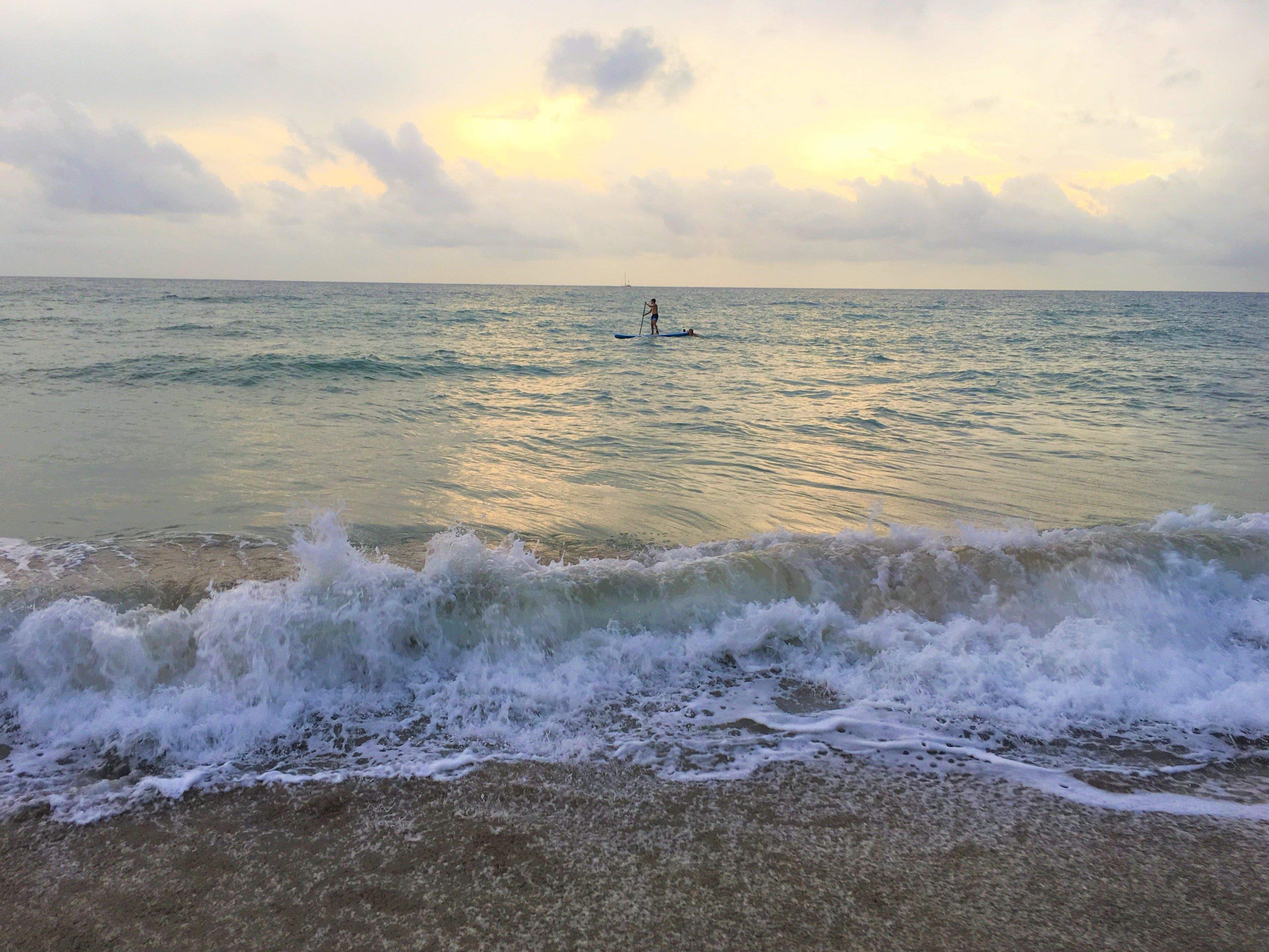 Aventures d'un nen · Platja de Castelldefels FOTO:  Katka Gonzalez Silva